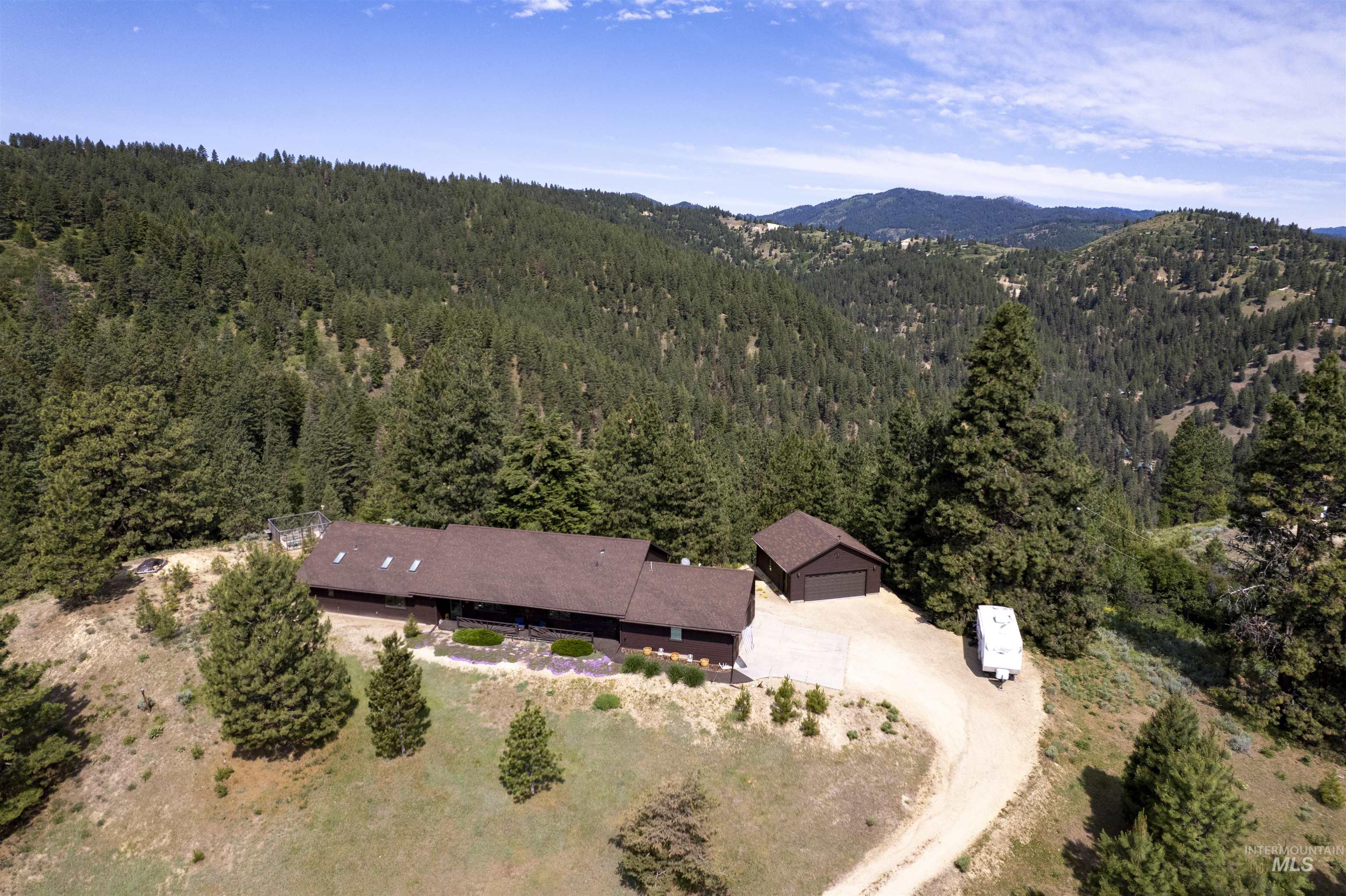 6 White Tail Run, Boise, Idaho 83716, 4 Bedrooms, 2 Bathrooms, Residential For Sale, Price $874,900, 98949795