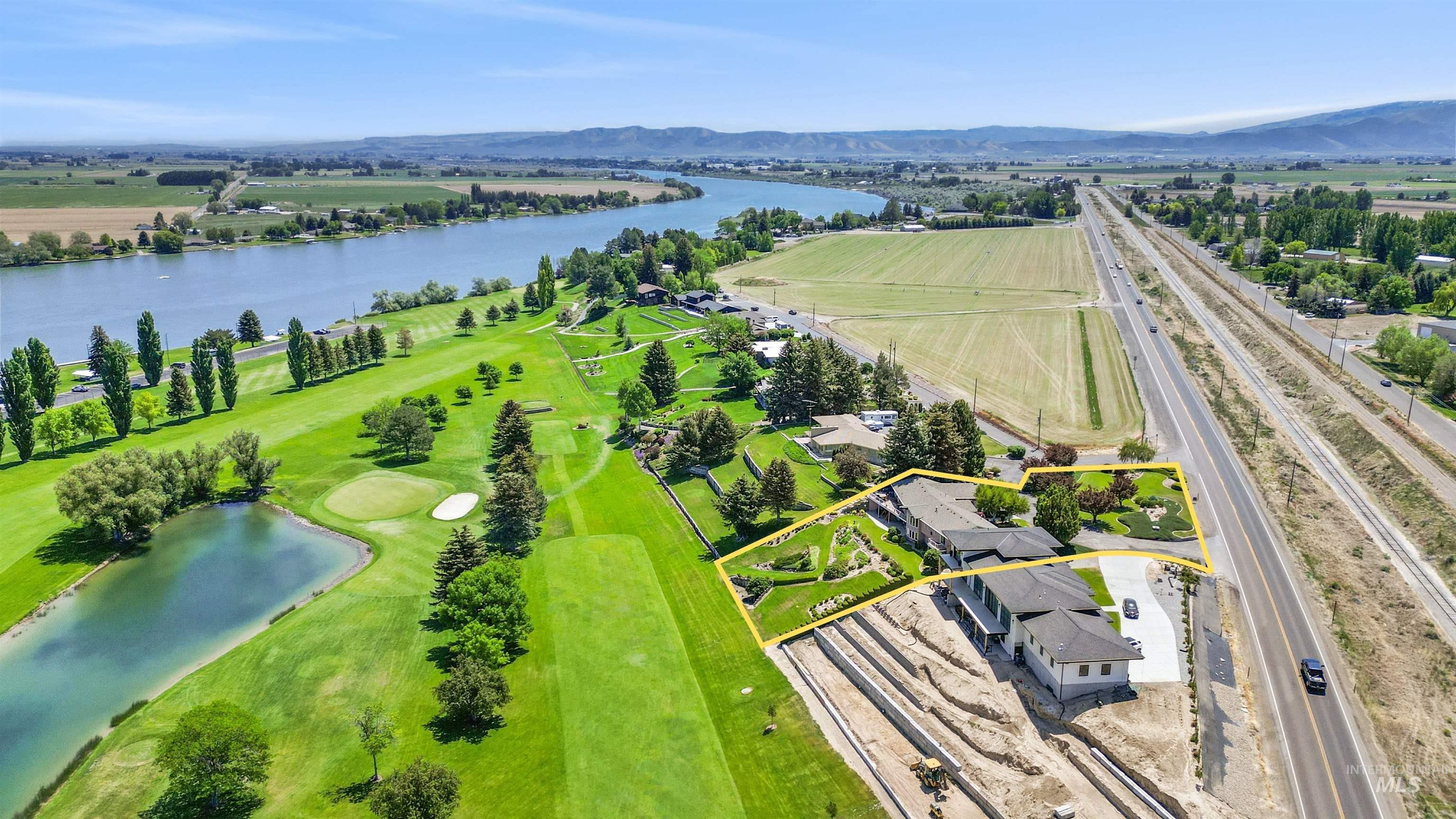 15 Van Engelen Rd, Burley, Idaho 83318-5445, 4 Bedrooms, 4 Bathrooms, Residential For Sale, Price $990,000, 98949818