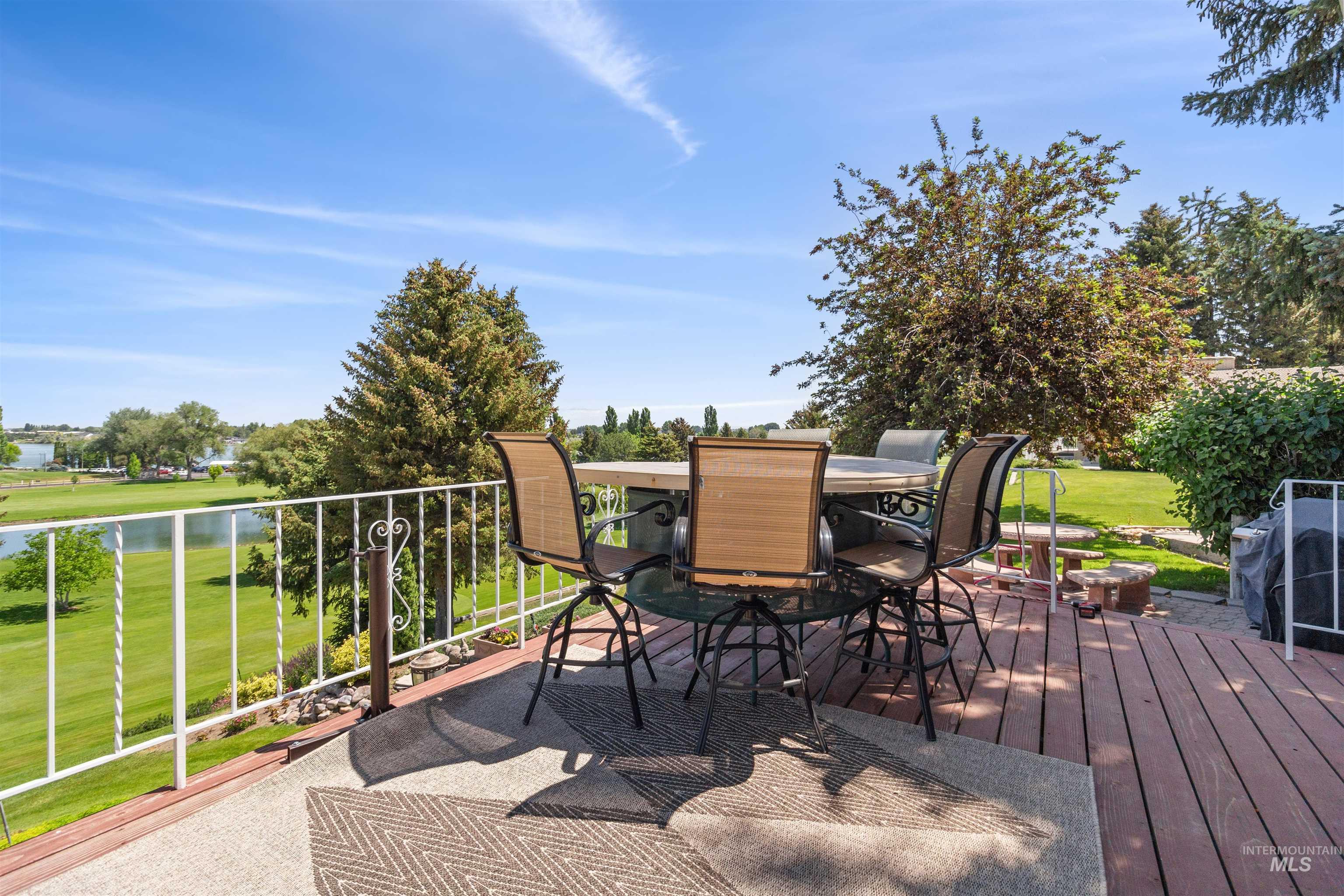 15 Van Engelen Rd, Burley, Idaho 83318-5445, 4 Bedrooms, 4 Bathrooms, Residential For Sale, Price $990,000, 98949818