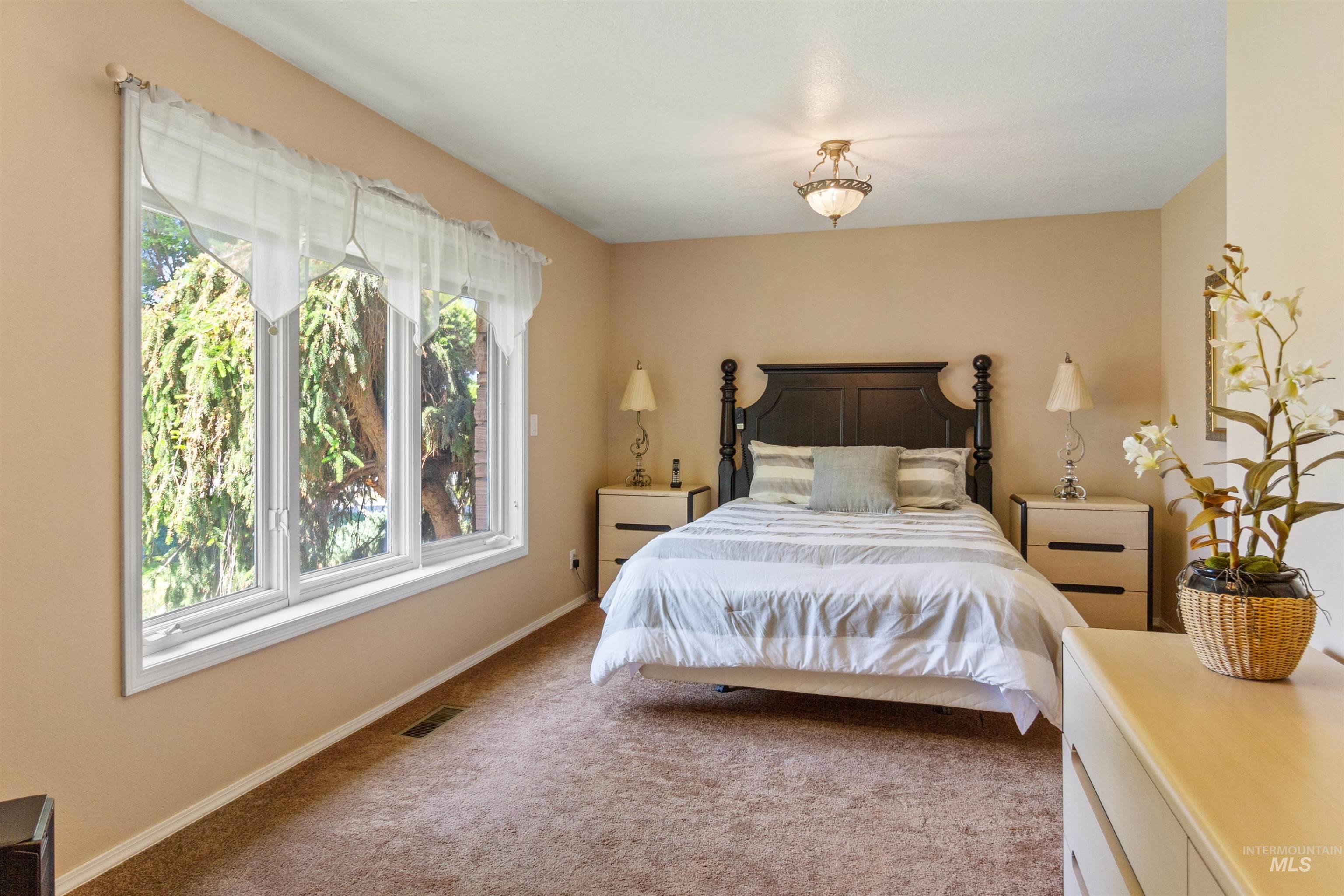 15 Van Engelen Rd, Burley, Idaho 83318-5445, 4 Bedrooms, 4 Bathrooms, Residential For Sale, Price $990,000, 98949818