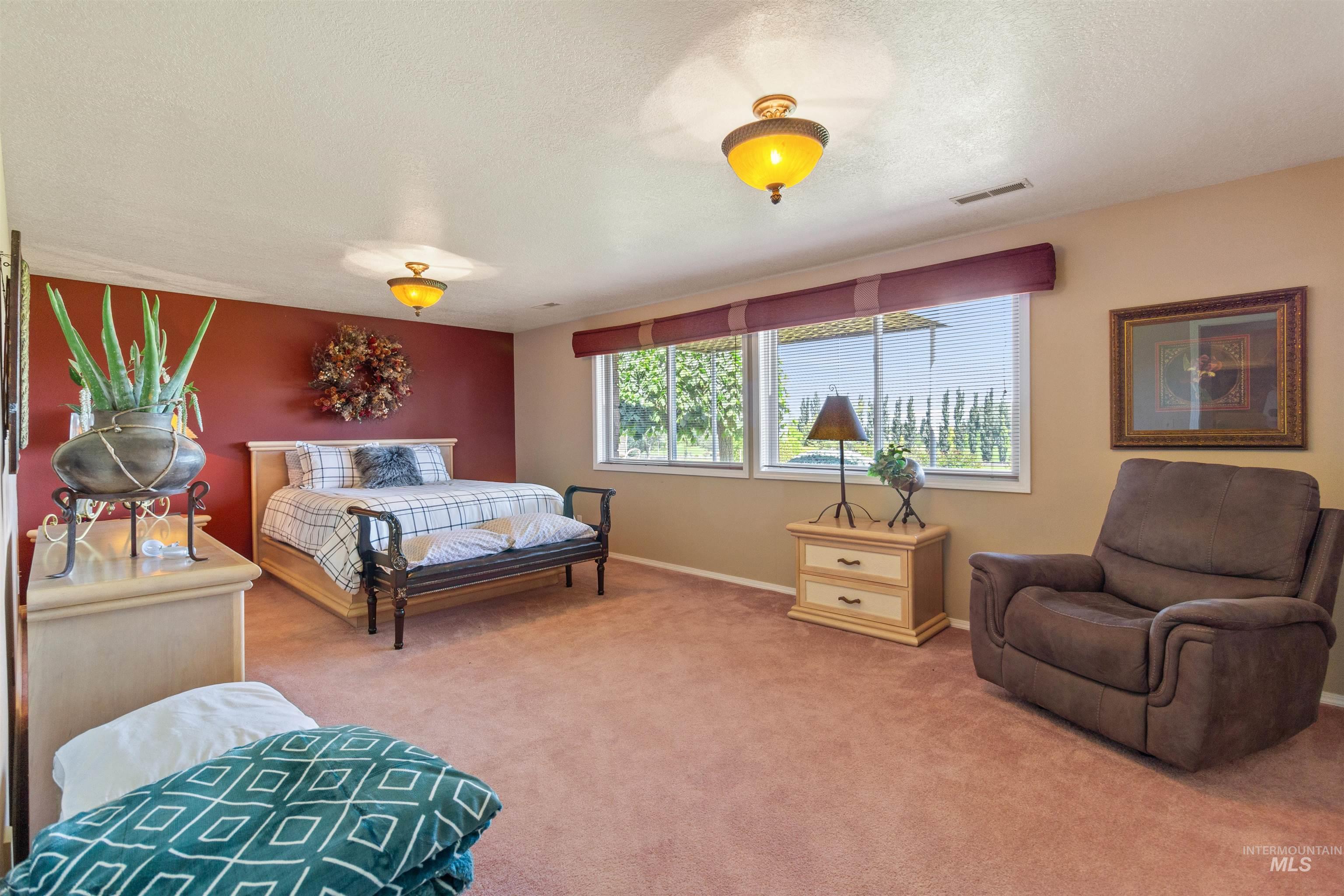 15 Van Engelen Rd, Burley, Idaho 83318-5445, 4 Bedrooms, 4 Bathrooms, Residential For Sale, Price $990,000, 98949818