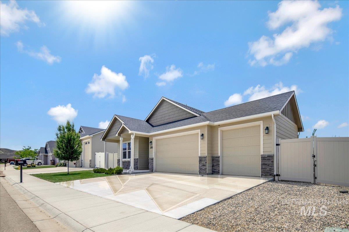 2510 Duchess Trail, Emmett, Idaho 83617, 3 Bedrooms, 2 Bathrooms, Residential For Sale, Price $431,000, 98949846