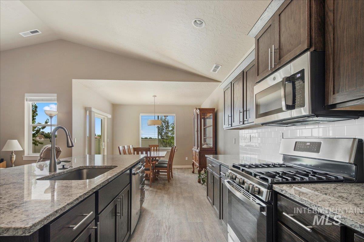 2510 Duchess Trail, Emmett, Idaho 83617, 3 Bedrooms, 2 Bathrooms, Residential For Sale, Price $431,000, 98949846