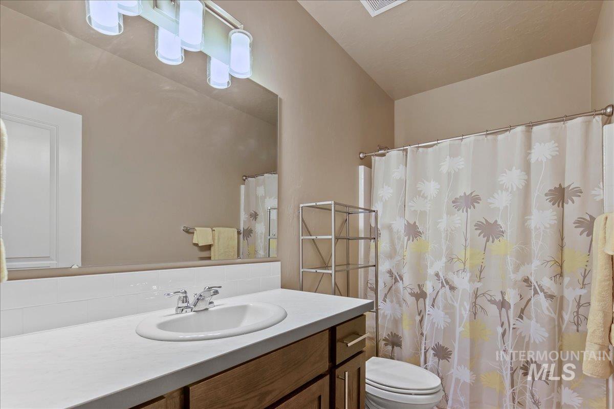 2510 Duchess Trail, Emmett, Idaho 83617, 3 Bedrooms, 2 Bathrooms, Residential For Sale, Price $431,000, 98949846