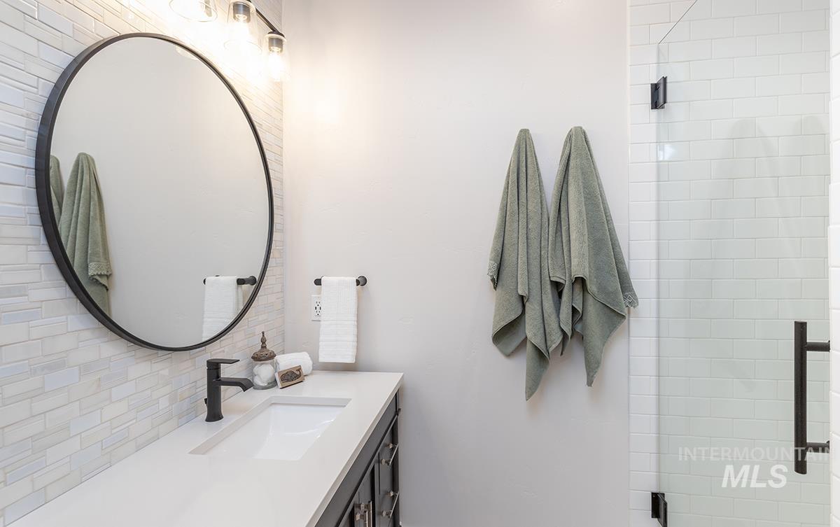 1049 E Riversong Dr., Eagle, Idaho 83616, 4 Bedrooms, 3.5 Bathrooms, Residential For Sale, Price $1,875,000, 98949858