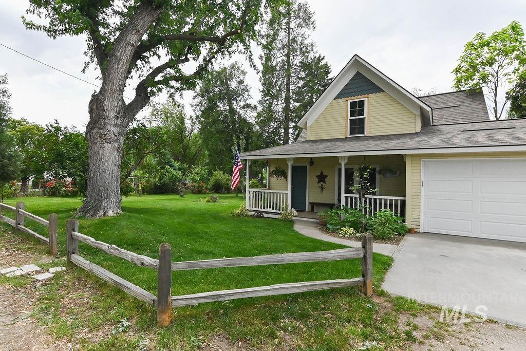 221 N Union St, Star, Idaho 83669, 3 Bedrooms, 2 Bathrooms, Residential For Sale, Price $799,900, 98949871