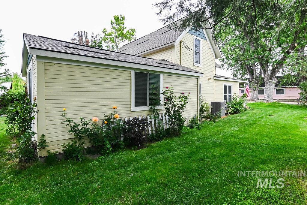 221 N Union St, Star, Idaho 83669, 3 Bedrooms, 2 Bathrooms, Residential For Sale, Price $799,900, 98949871