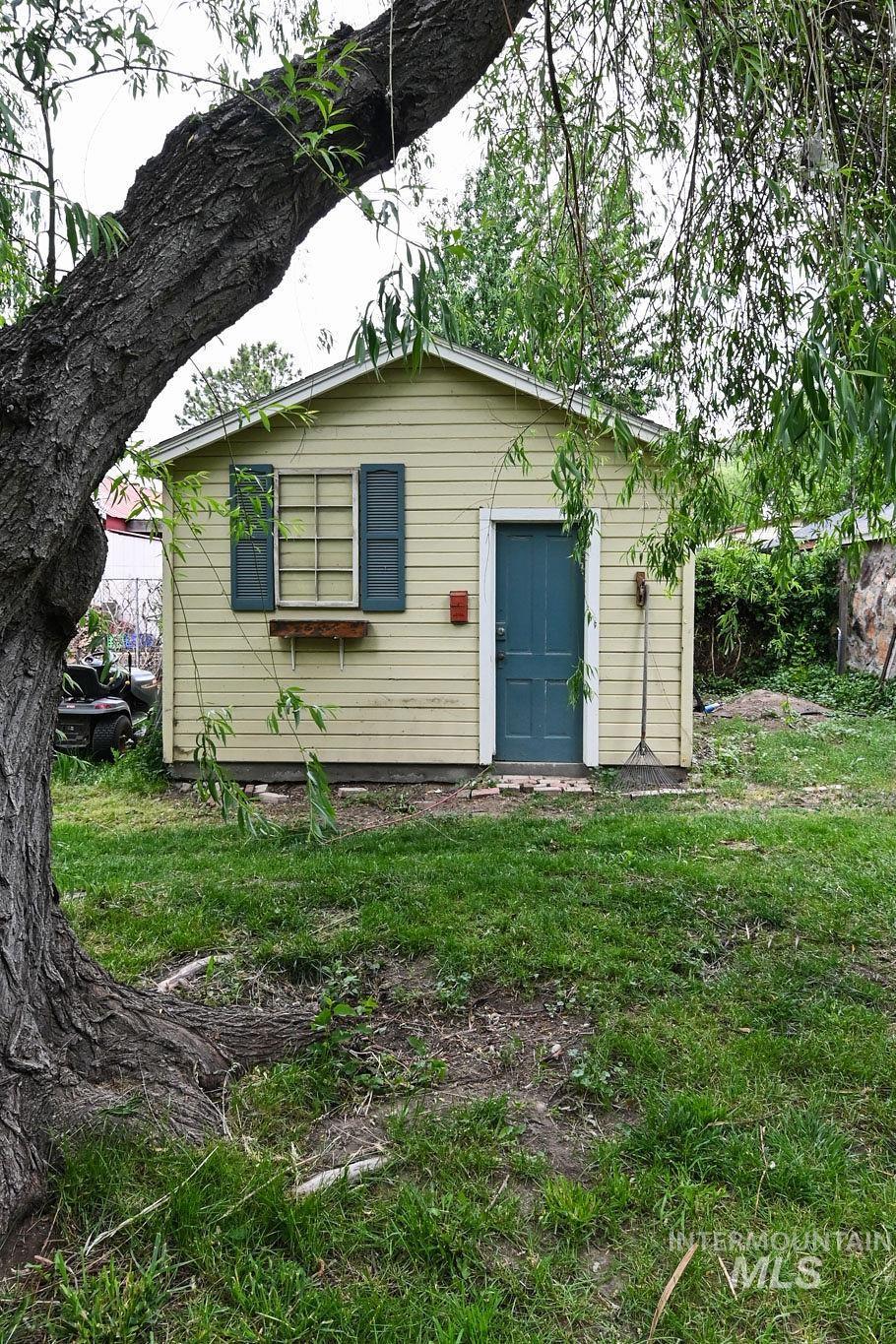 221 N Union St, Star, Idaho 83669, 3 Bedrooms, 2 Bathrooms, Residential For Sale, Price $799,900, 98949871