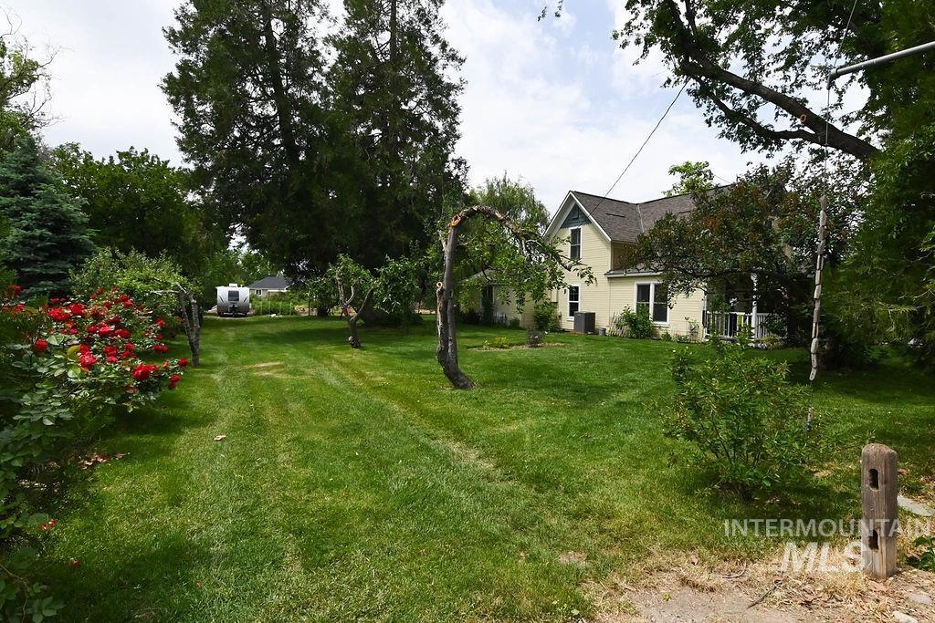 221 N Union St, Star, Idaho 83669, 3 Bedrooms, 2 Bathrooms, Residential For Sale, Price $799,900, 98949871