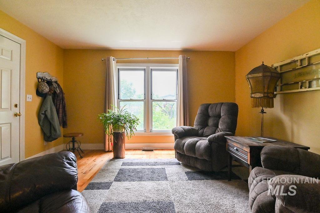 221 N Union St, Star, Idaho 83669, 3 Bedrooms, 2 Bathrooms, Residential For Sale, Price $799,900, 98949871