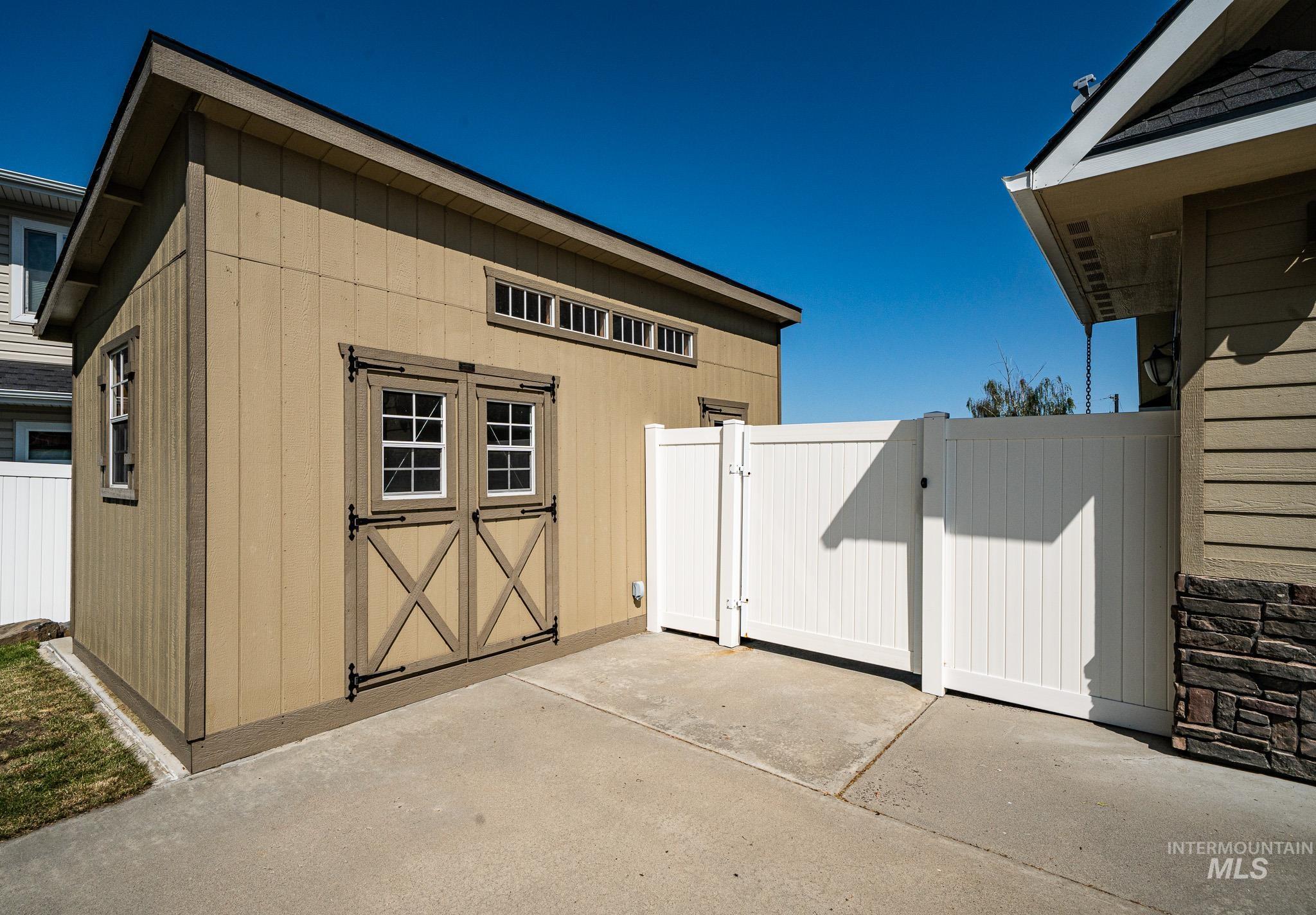 201 E South 10th Street, Grangeville, Idaho 83530, 3 Bedrooms, 2 Bathrooms, Residential For Sale, Price $498,000, 98949877