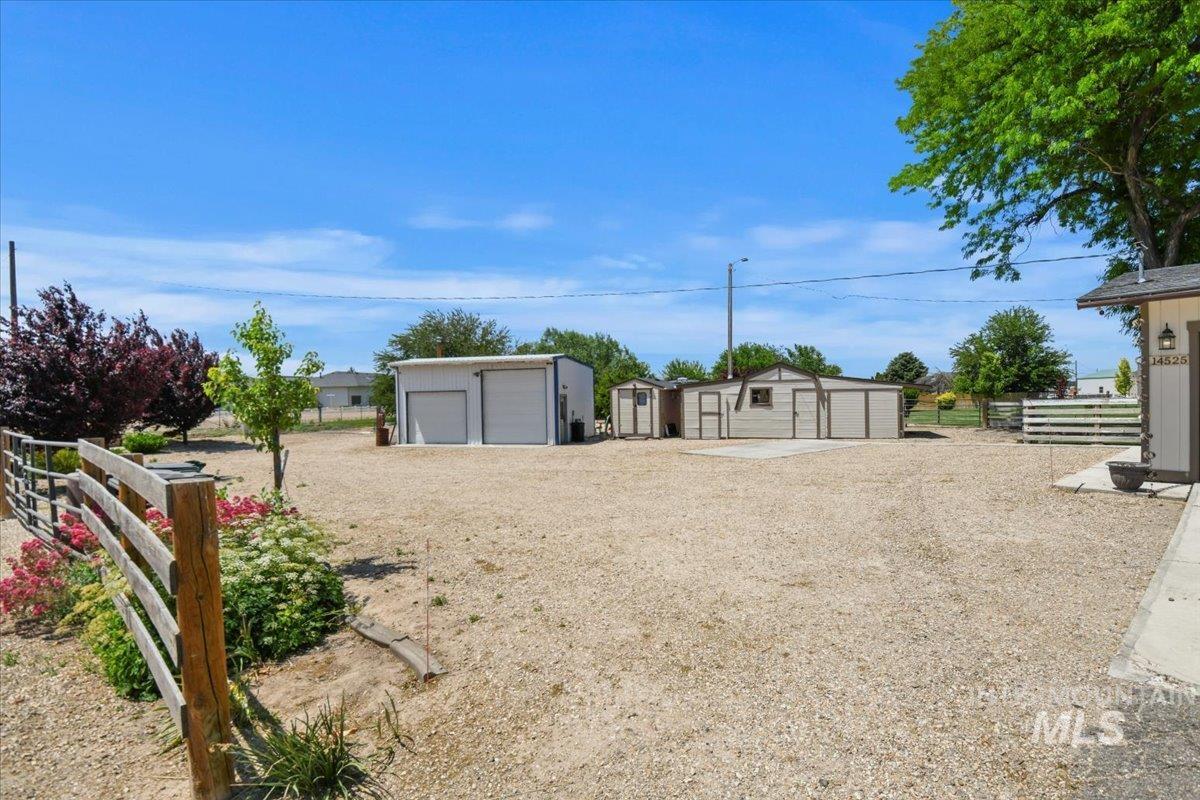 14525 Woosley, Nampa, Idaho 83651, 3 Bedrooms, 2.5 Bathrooms, Residential For Sale, Price $649,000, 98949885