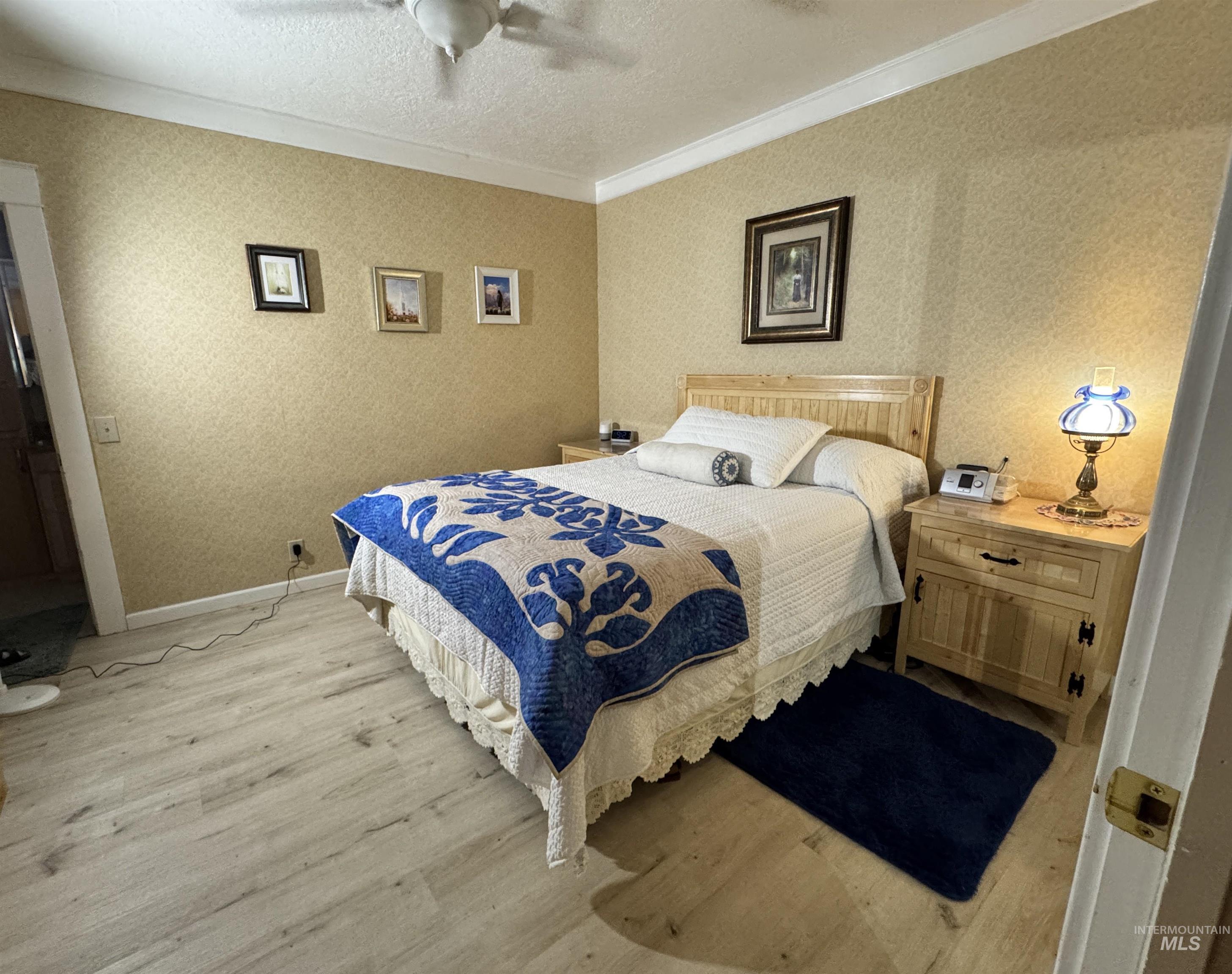 522 North Apple Street, Shoshone, Idaho 83352, 5 Bedrooms, 3 Bathrooms, Residential For Sale, Price $434,900, 98949907