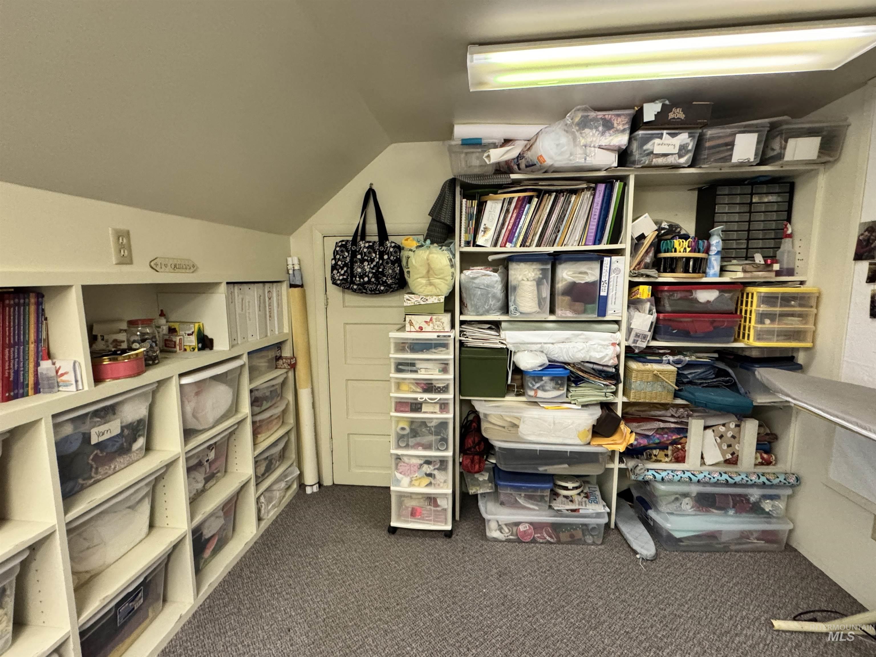 522 North Apple Street, Shoshone, Idaho 83352, 5 Bedrooms, 3 Bathrooms, Residential For Sale, Price $434,900, 98949907