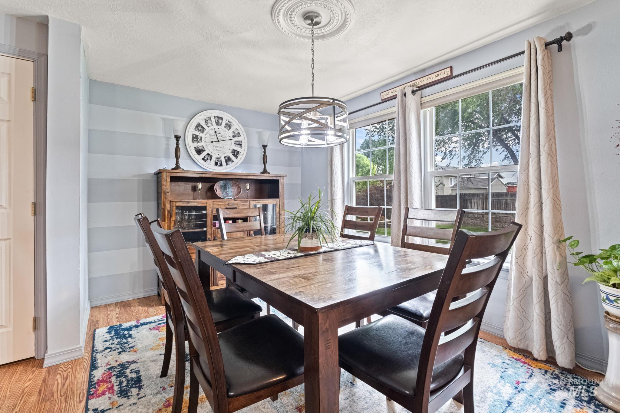 1075 Teal Circle, Mountain Home, Idaho 83647, 3 Bedrooms, 2.5 Bathrooms, Residential For Sale, Price $399,900, 98949911