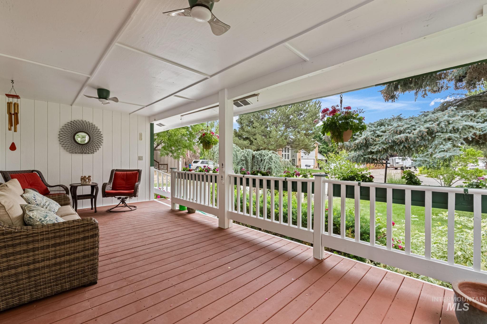 1075 Teal Circle, Mountain Home, Idaho 83647, 3 Bedrooms, 2.5 Bathrooms, Residential For Sale, Price $399,900, 98949911