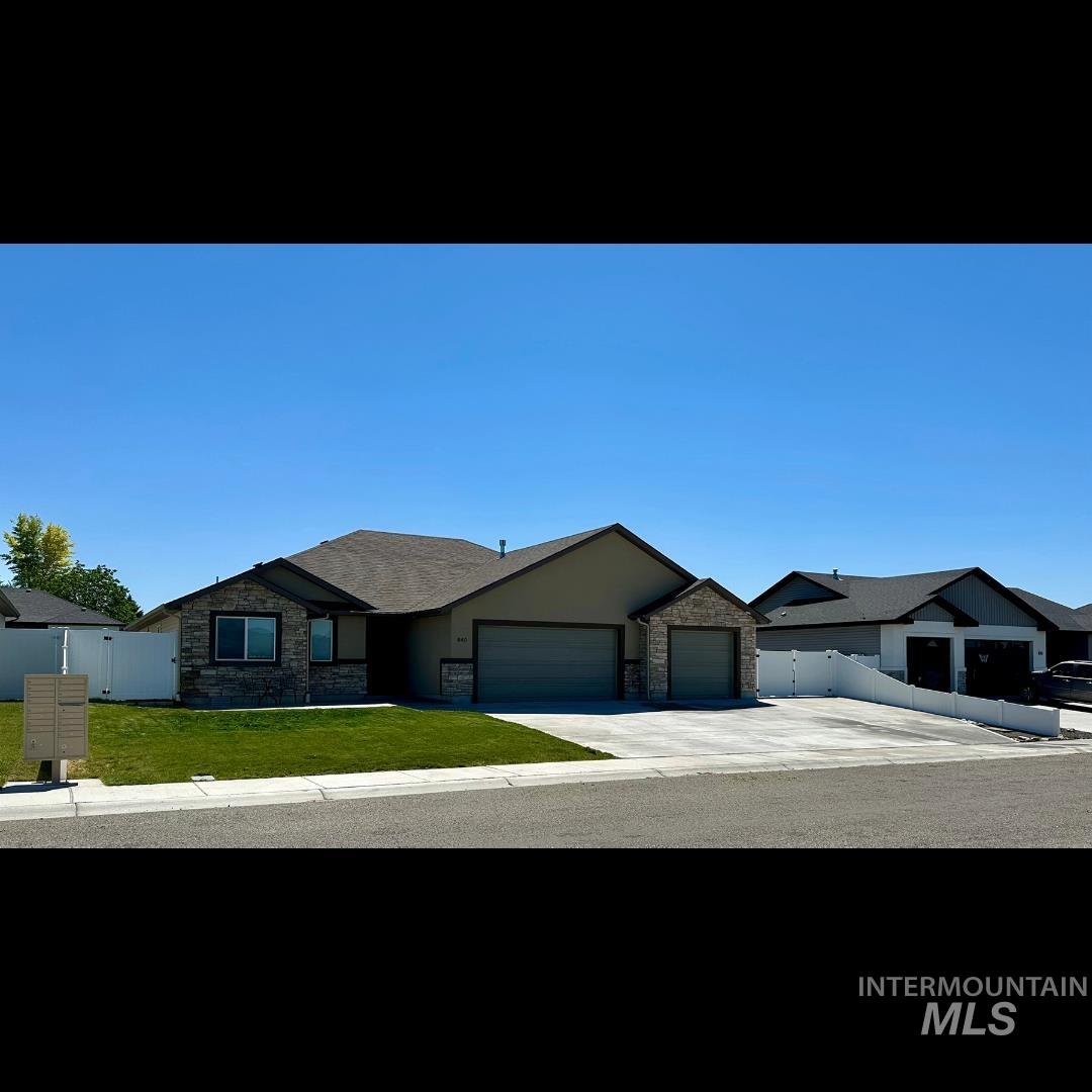 840 Cottonridge Way, Kimberly, Idaho 83341, 3 Bedrooms, 2 Bathrooms, Residential For Sale, Price $429,900, 98949912
