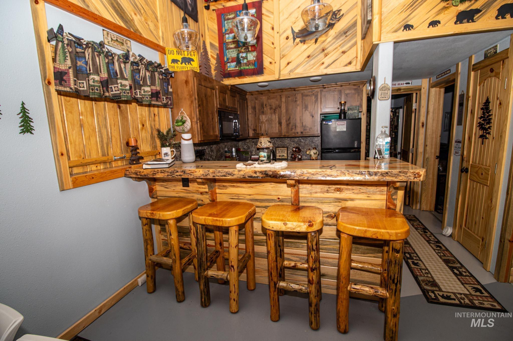 1499 Cold Springs Lane, Orofino, Idaho 83544, 2 Bedrooms, 1 Bathroom, Residential For Sale, Price $630,000, 98949916