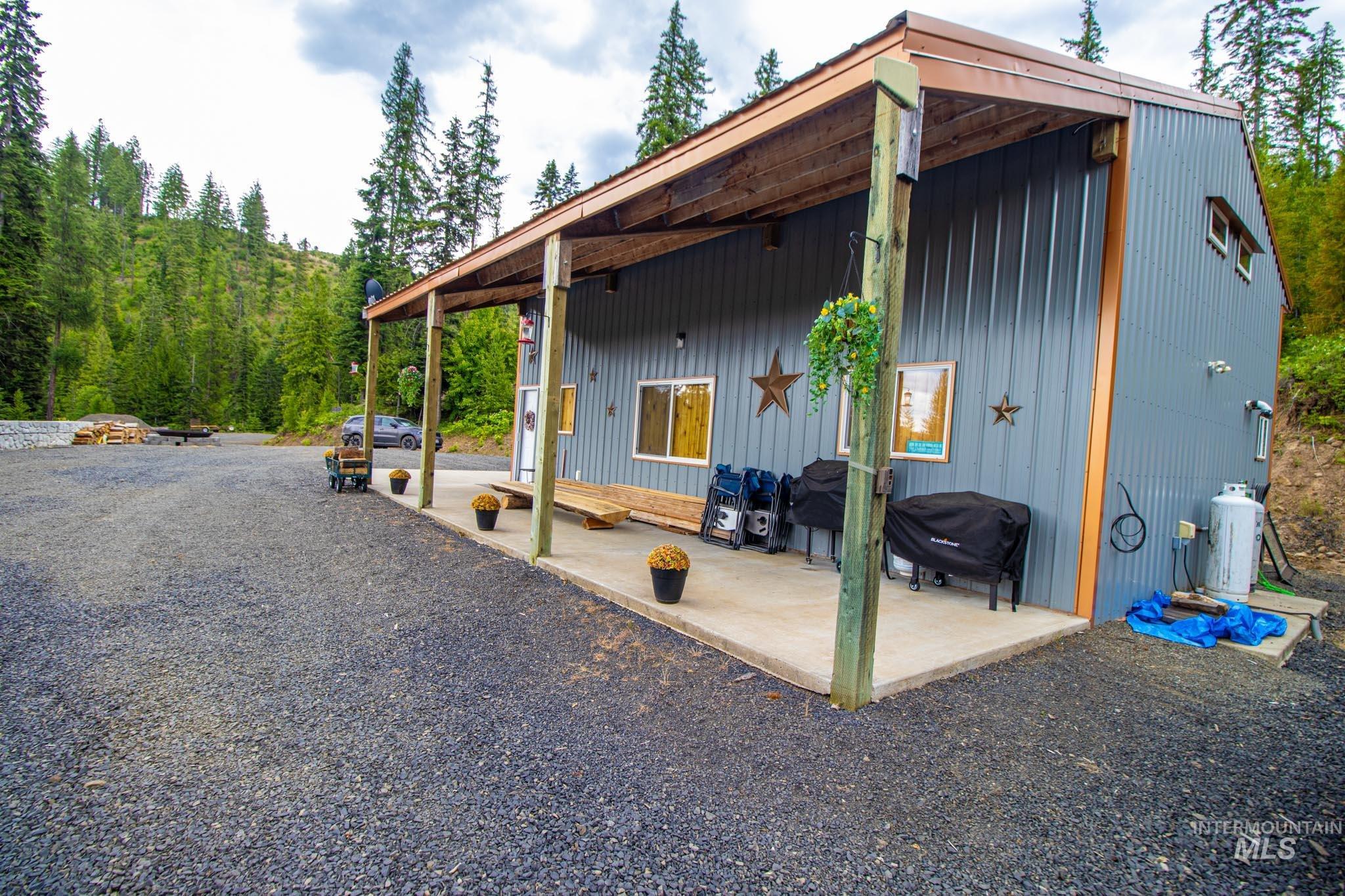 1499 Cold Springs Lane, Orofino, Idaho 83544, 2 Bedrooms, 1 Bathroom, Residential For Sale, Price $630,000, 98949916
