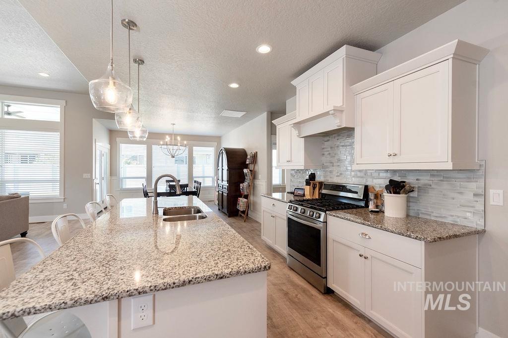 11078 White River Street, Caldwell, Idaho 83605, 3 Bedrooms, 2 Bathrooms, Residential For Sale, Price $523,900, 98949925