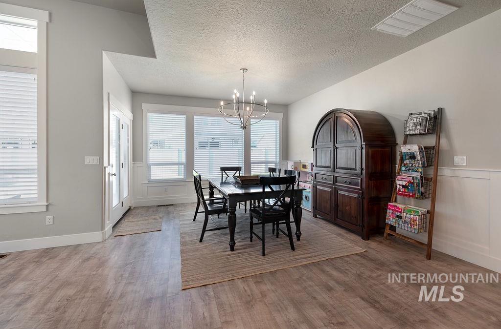 11078 White River Street, Caldwell, Idaho 83605, 3 Bedrooms, 2 Bathrooms, Residential For Sale, Price $523,900, 98949925