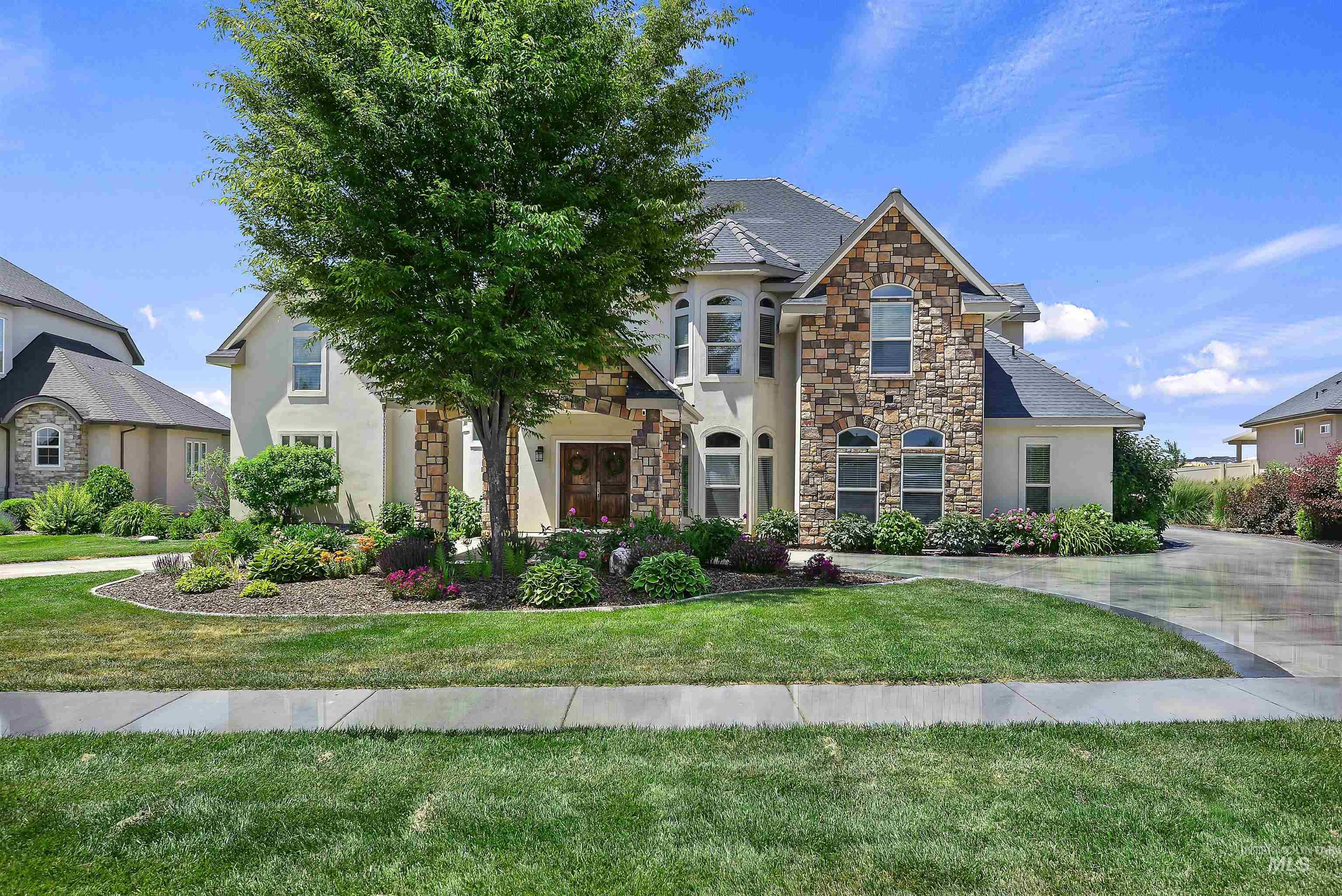 7095 S Pear Blossom, Meridian, Idaho 83642, 5 Bedrooms, 6 Bathrooms, Residential For Sale, Price $1,399,000, 98949939