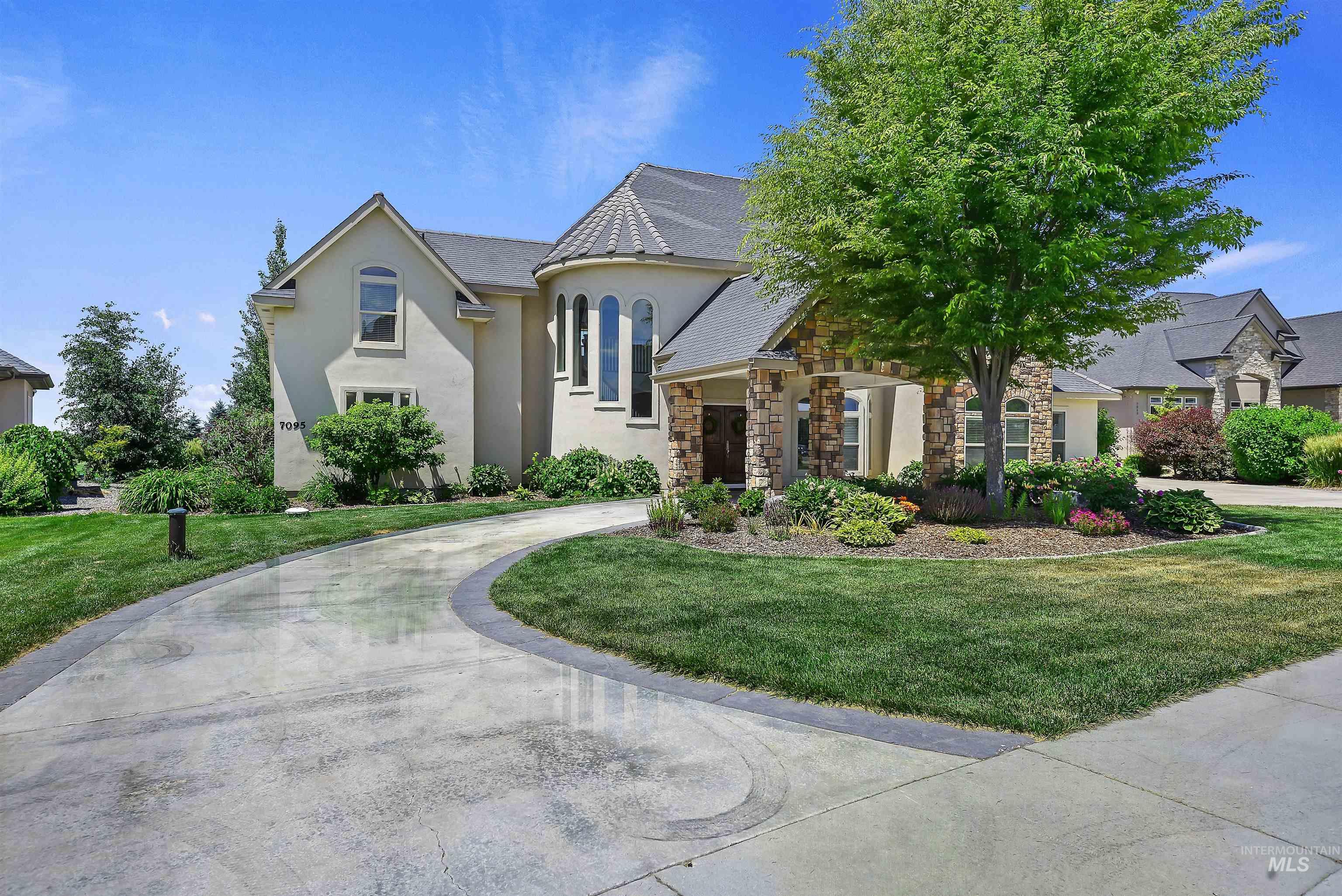 7095 S Pear Blossom, Meridian, Idaho 83642, 5 Bedrooms, 6 Bathrooms, Residential For Sale, Price $1,399,000, 98949939