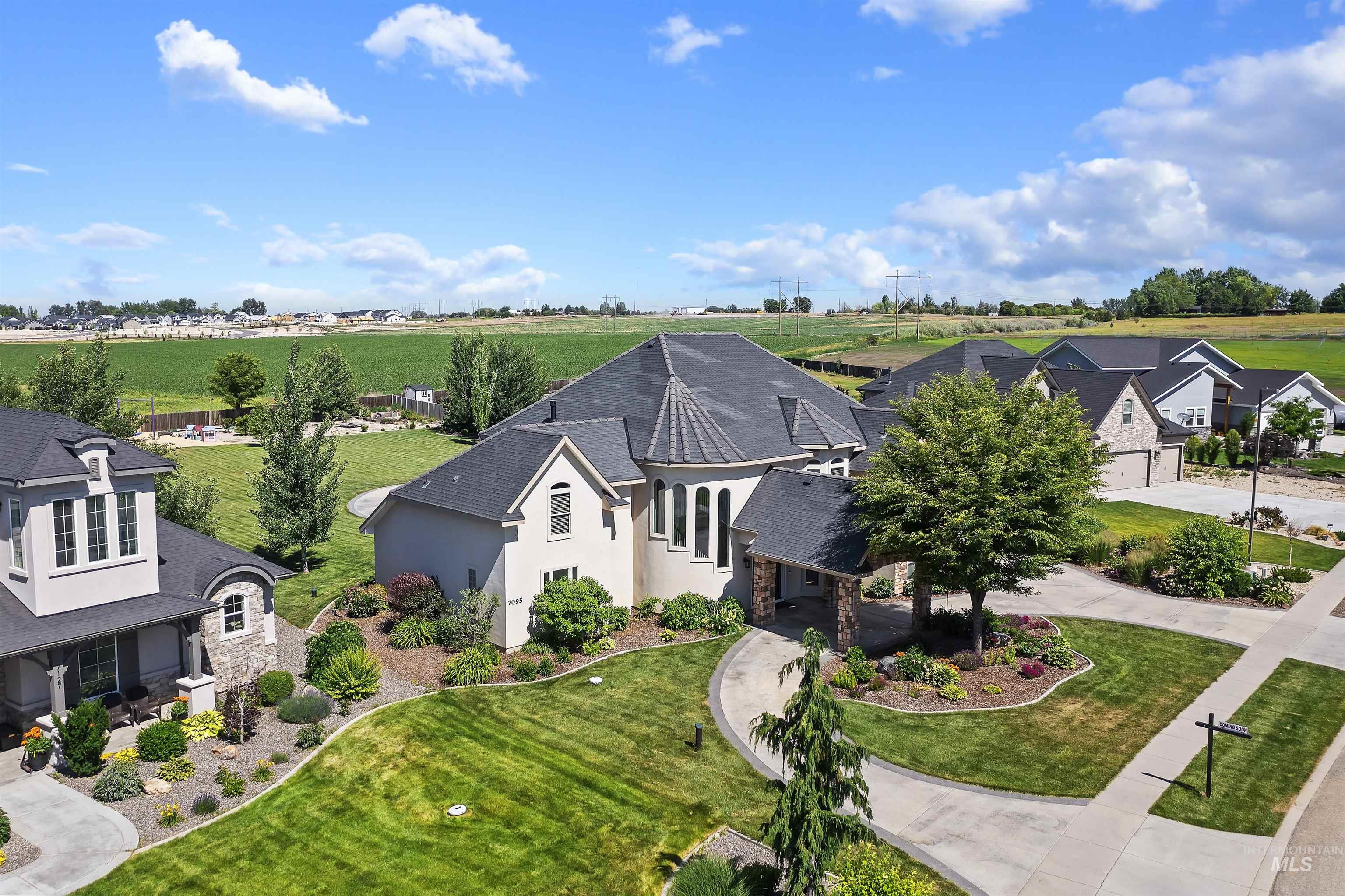 7095 S Pear Blossom, Meridian, Idaho 83642, 5 Bedrooms, 6 Bathrooms, Residential For Sale, Price $1,399,000, 98949939