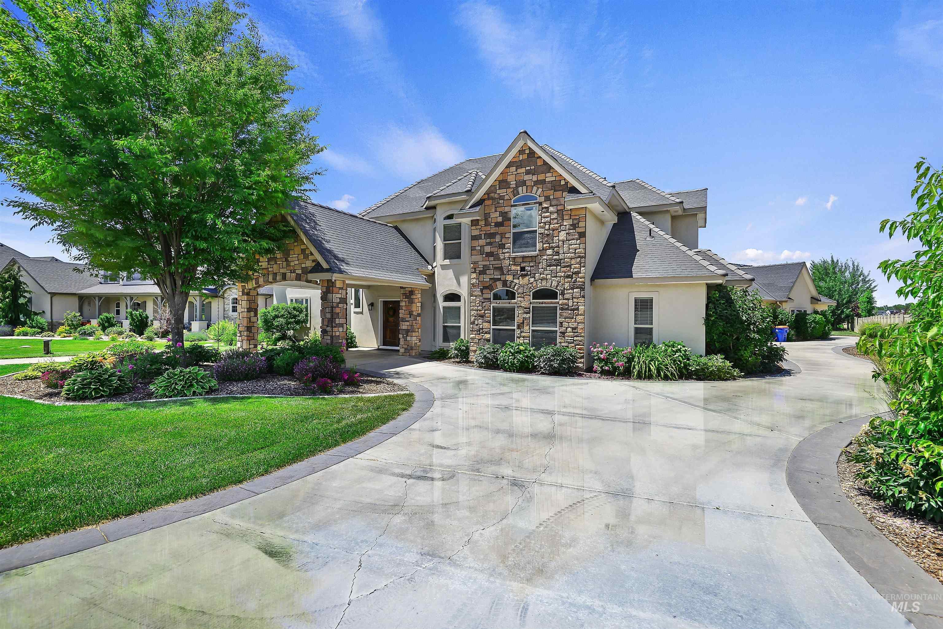 7095 S Pear Blossom, Meridian, Idaho 83642, 5 Bedrooms, 6 Bathrooms, Residential For Sale, Price $1,399,000, 98949939