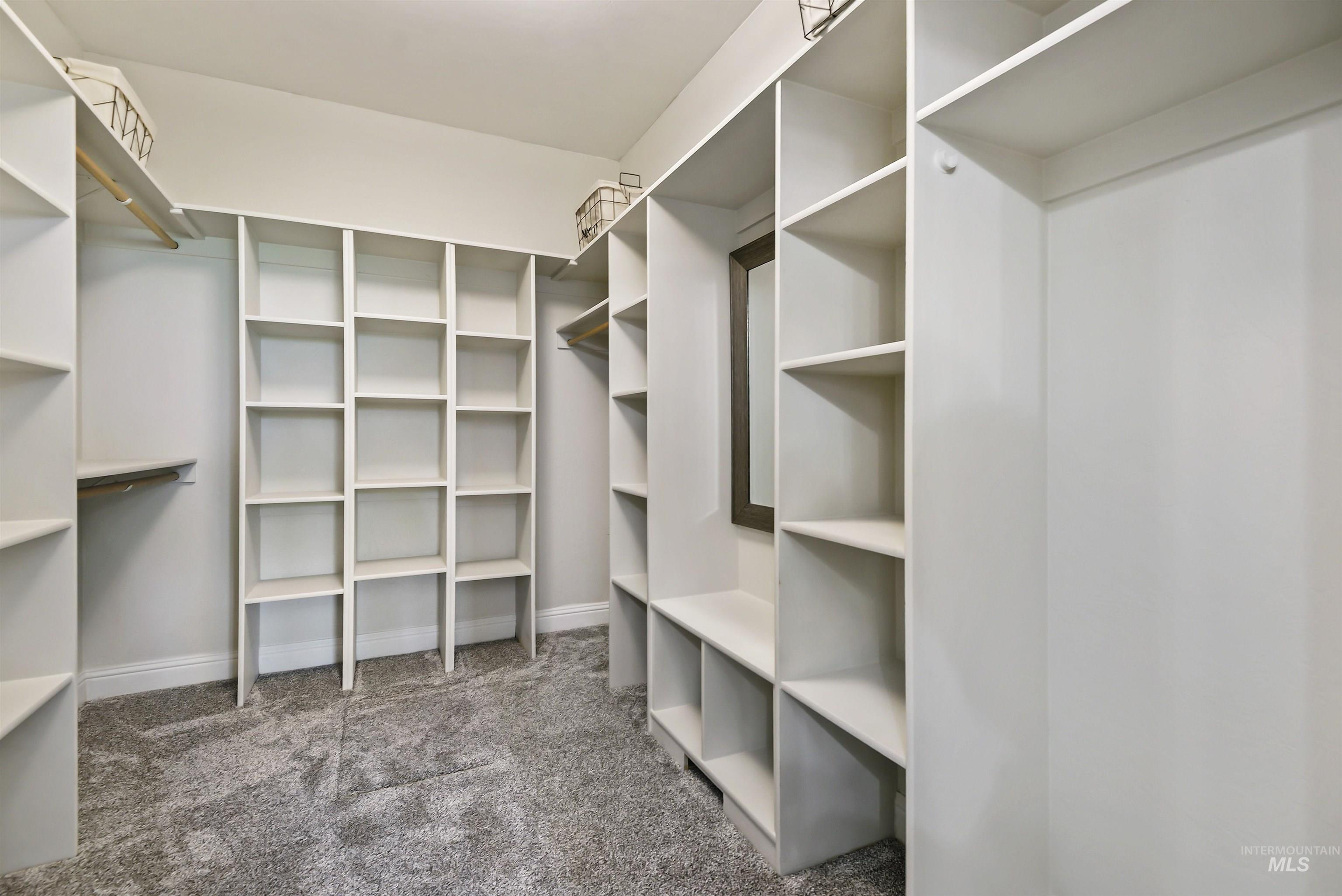 7095 S Pear Blossom, Meridian, Idaho 83642, 5 Bedrooms, 6 Bathrooms, Residential For Sale, Price $1,399,000, 98949939