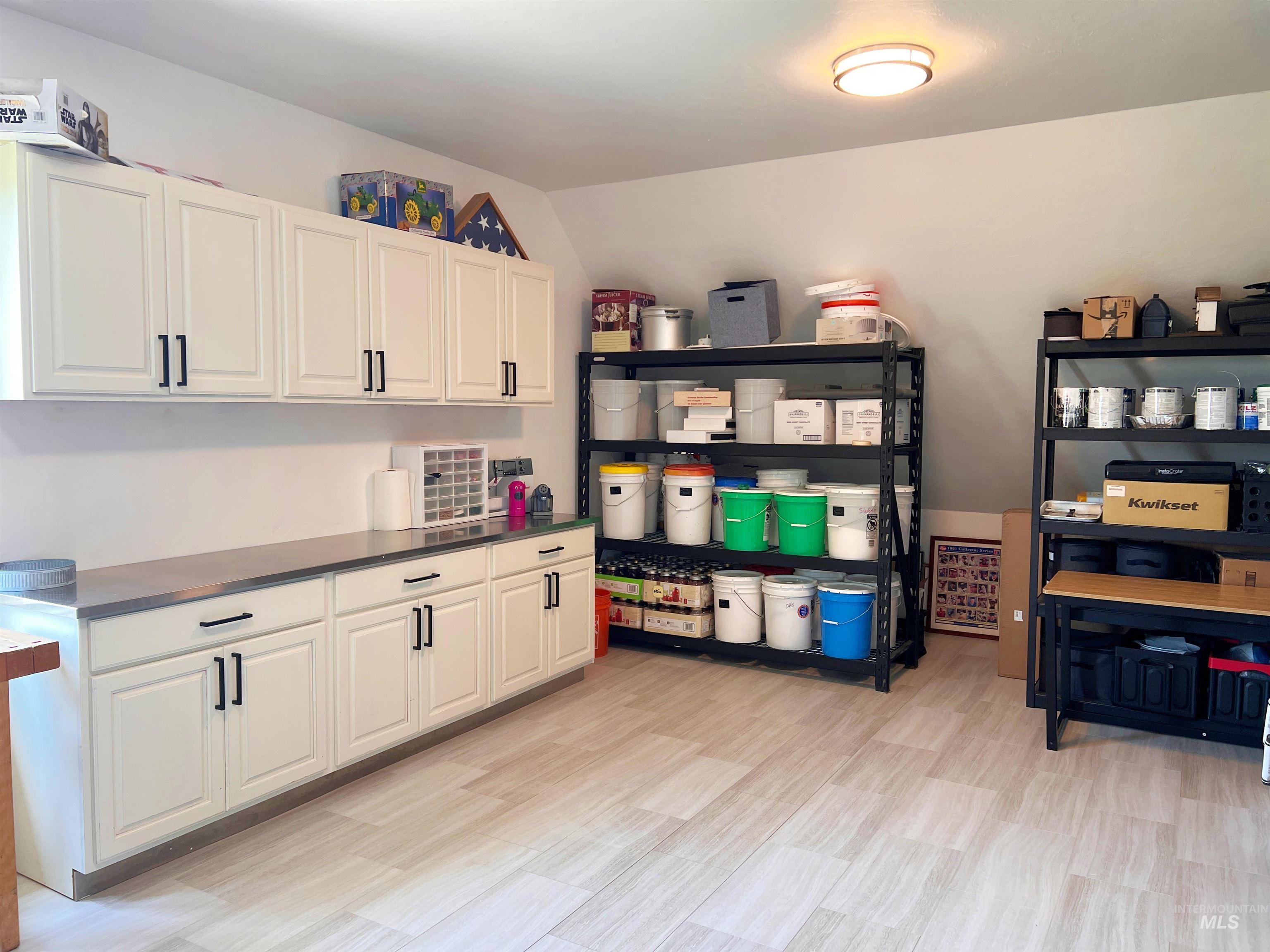 7095 S Pear Blossom, Meridian, Idaho 83642, 5 Bedrooms, 6 Bathrooms, Residential For Sale, Price $1,399,000, 98949939