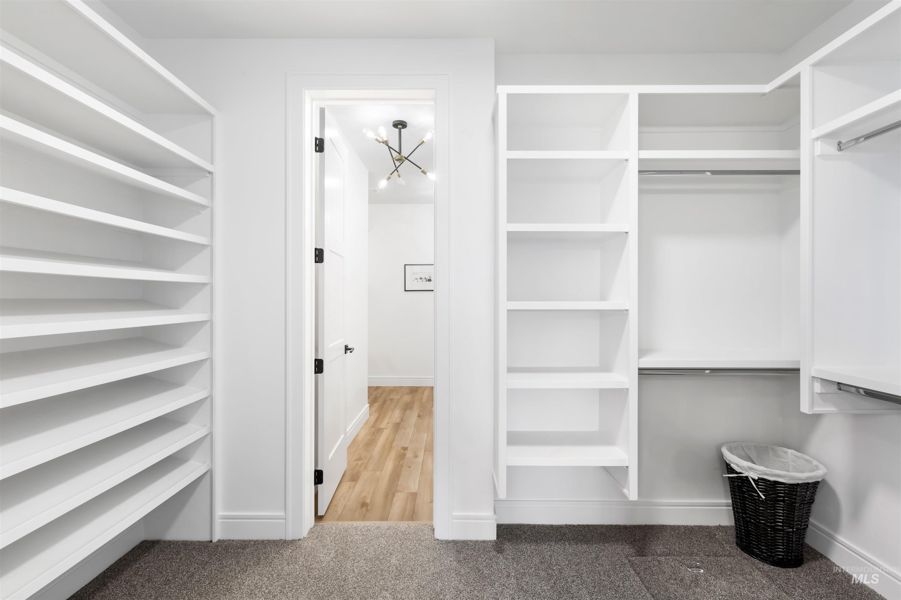 7373 W Feather Edge, Eagle, Idaho 83616, 3 Bedrooms, 2.5 Bathrooms, Residential For Sale, Price $1,049,000, 98949962