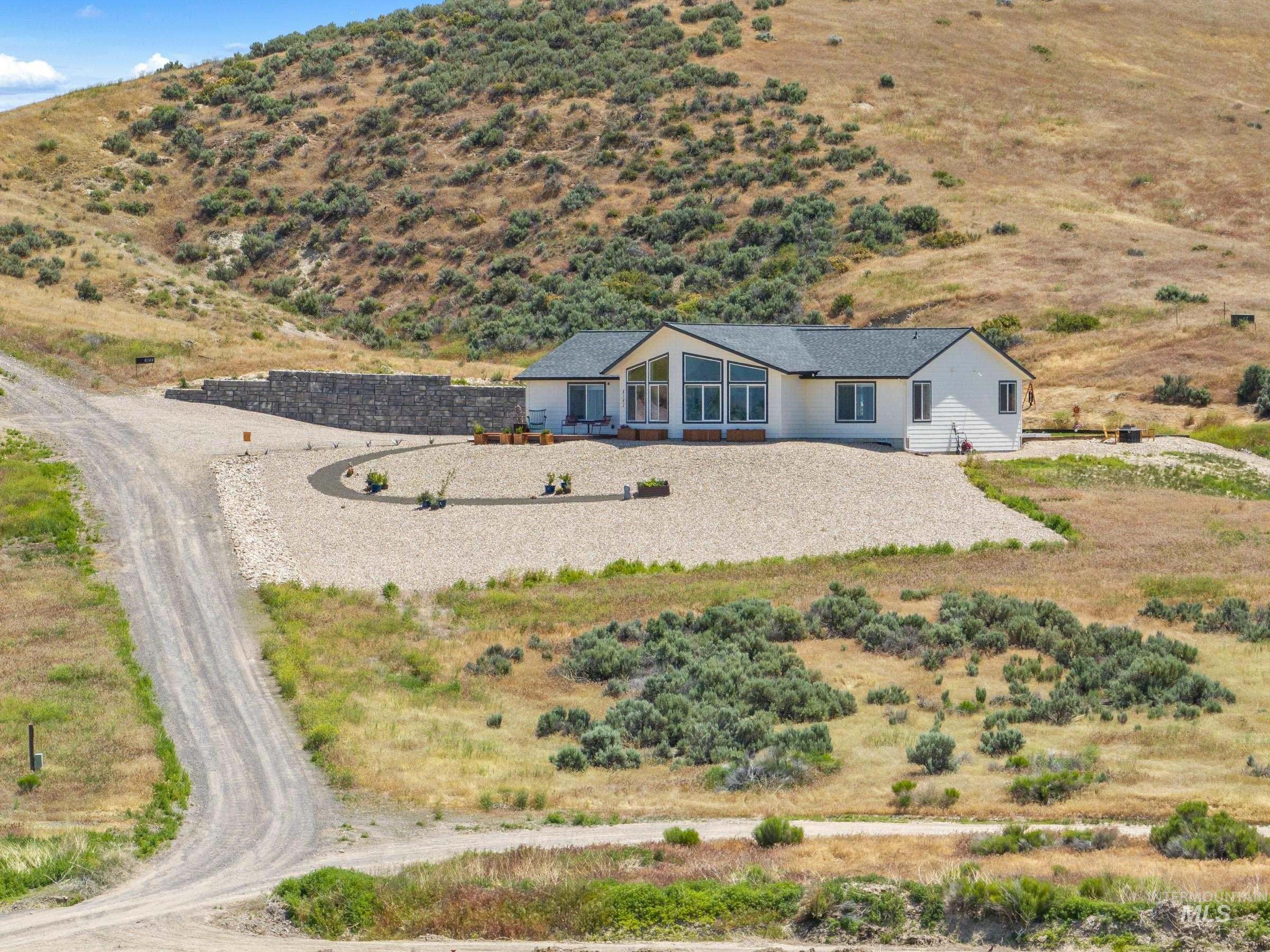 8142 US Highway 95, Marsing, Idaho 83639, 3 Bedrooms, 2 Bathrooms, Residential For Sale, Price $690,000, 98949999