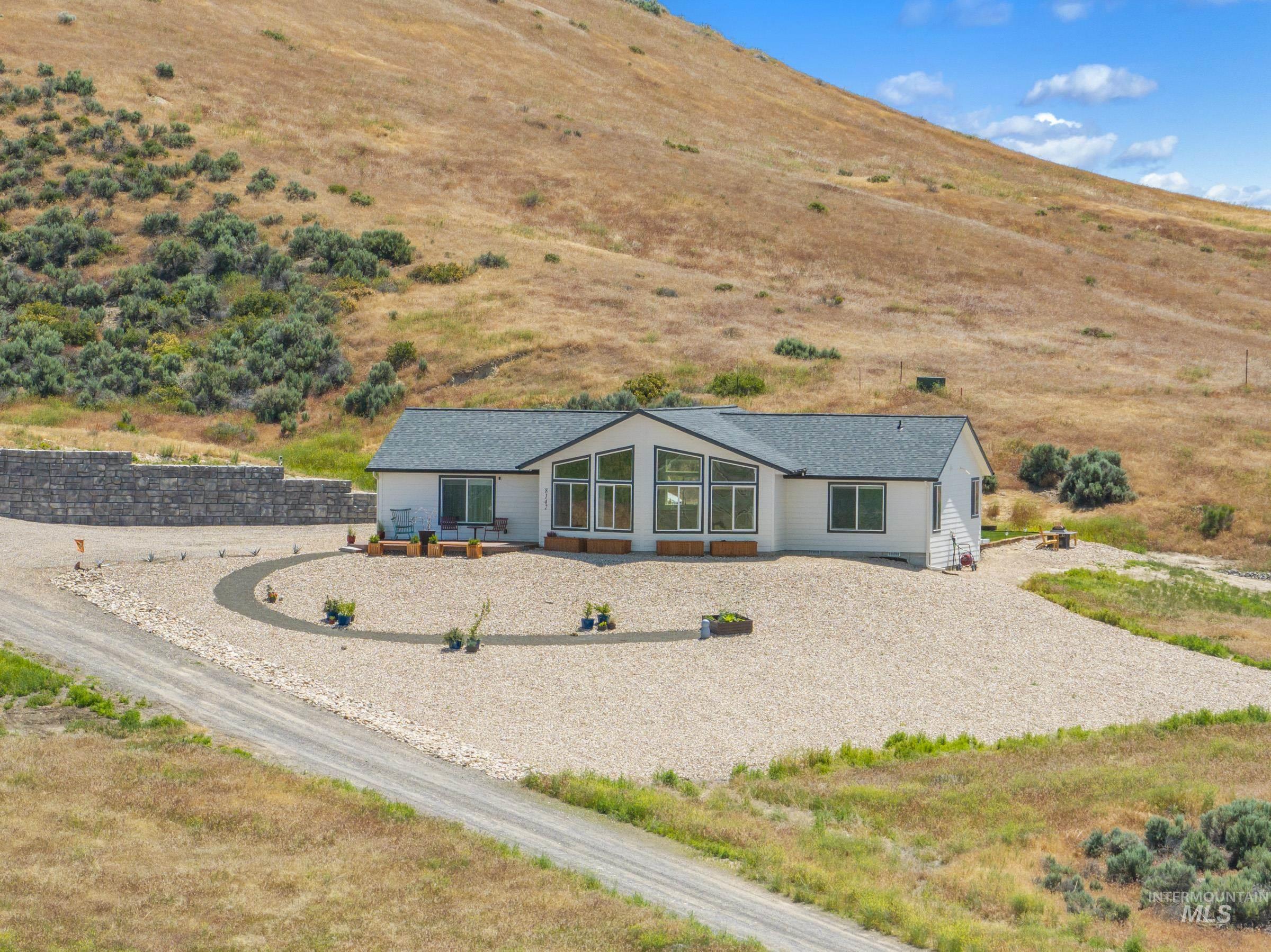 8142 US Highway 95, Marsing, Idaho 83639, 3 Bedrooms, 2 Bathrooms, Residential For Sale, Price $690,000, 98949999