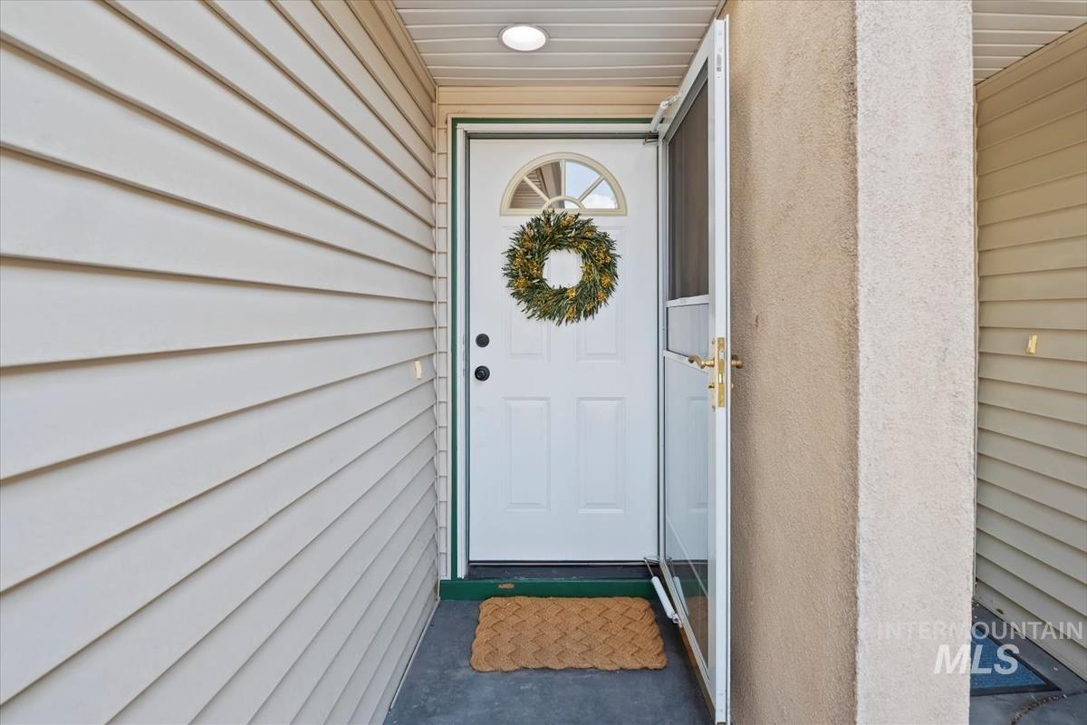 1683 S Annett St, Boise, Idaho 83705, 2 Bedrooms, 2.5 Bathrooms, Residential For Sale, Price $409,900, 98950049