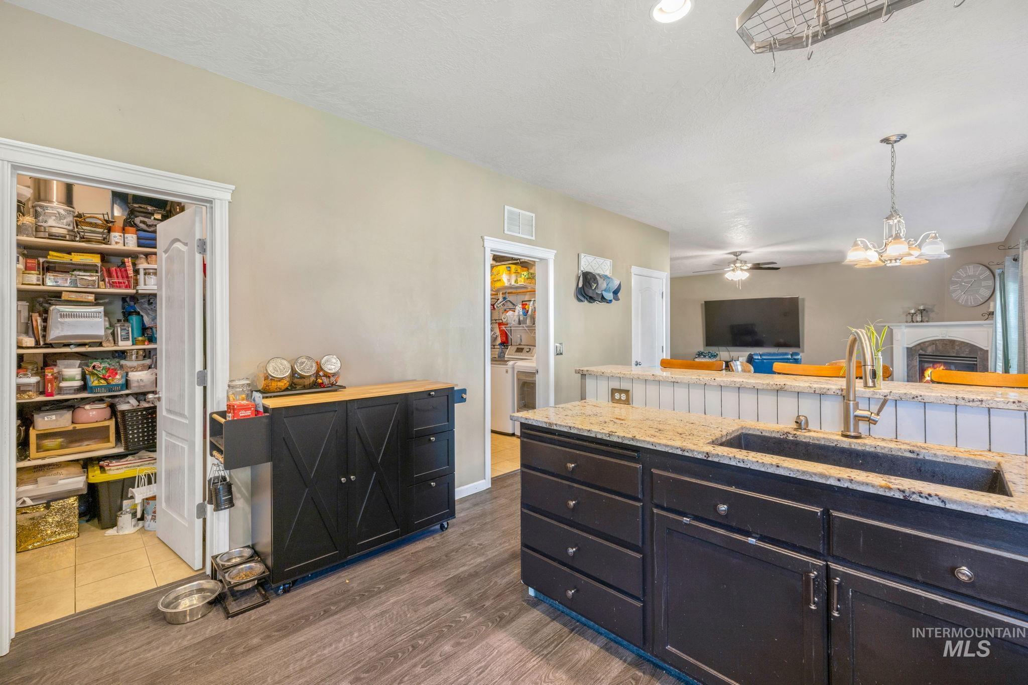 3659 N Twin Eagles Way, Meridian, Idaho 83646, 4 Bedrooms, 2.5 Bathrooms, Residential For Sale, Price $549,990, 98950057