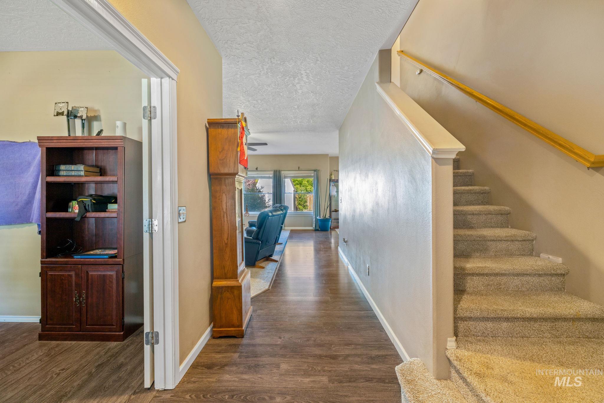 3659 N Twin Eagles Way, Meridian, Idaho 83646, 4 Bedrooms, 2.5 Bathrooms, Residential For Sale, Price $549,990, 98950057