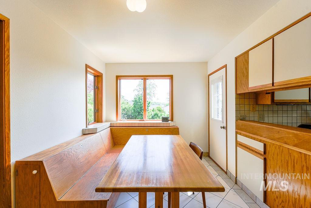 1832 Pine Cone, Moscow, Idaho 83843, 3 Bedrooms, 3 Bathrooms, Residential For Sale, Price $650,000, 98950091