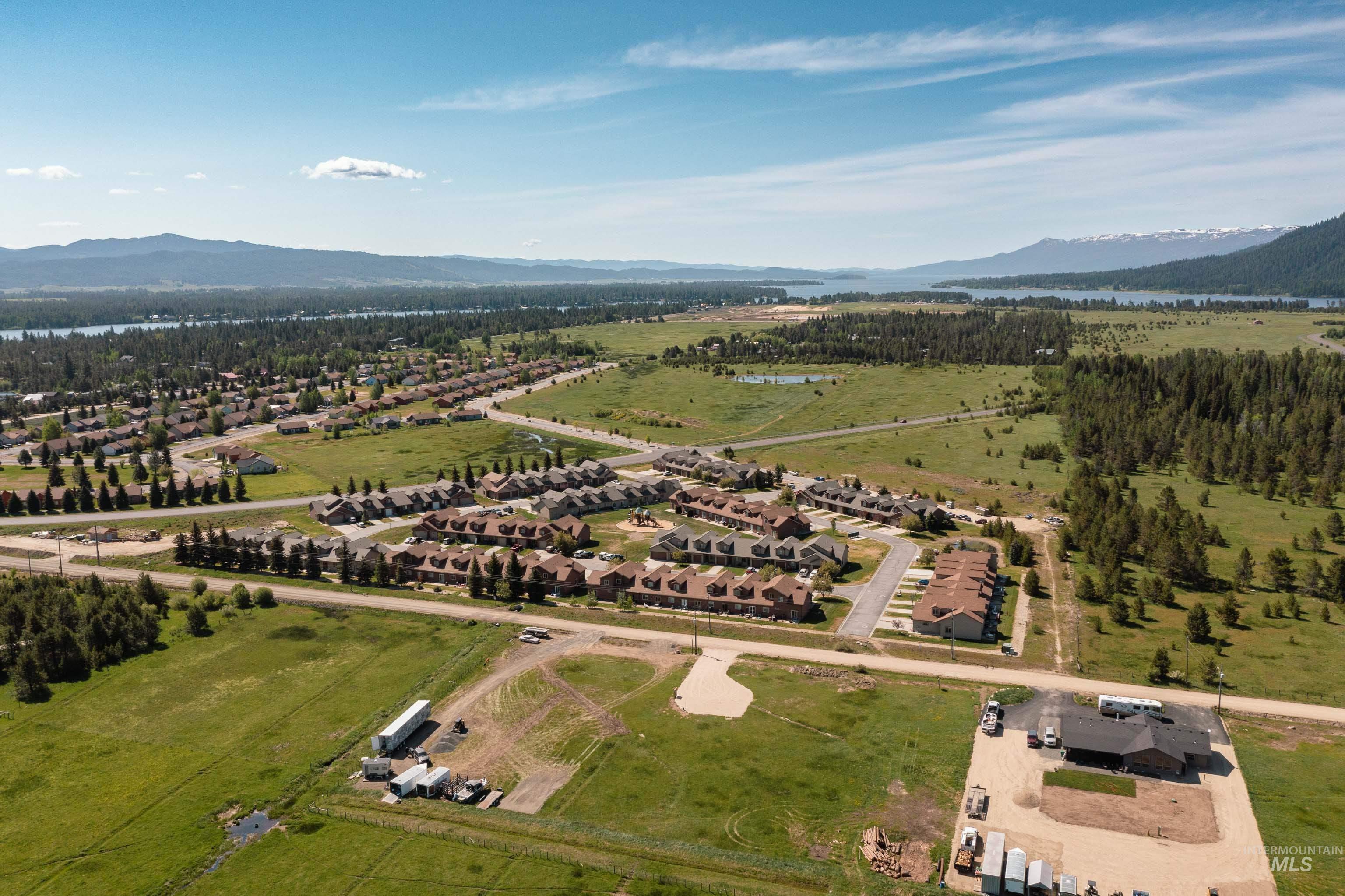 35 1 Mangum Cir, Donnelly, Idaho 83615, 3 Bedrooms, 2 Bathrooms, Residential For Sale, Price $370,000, 98950095