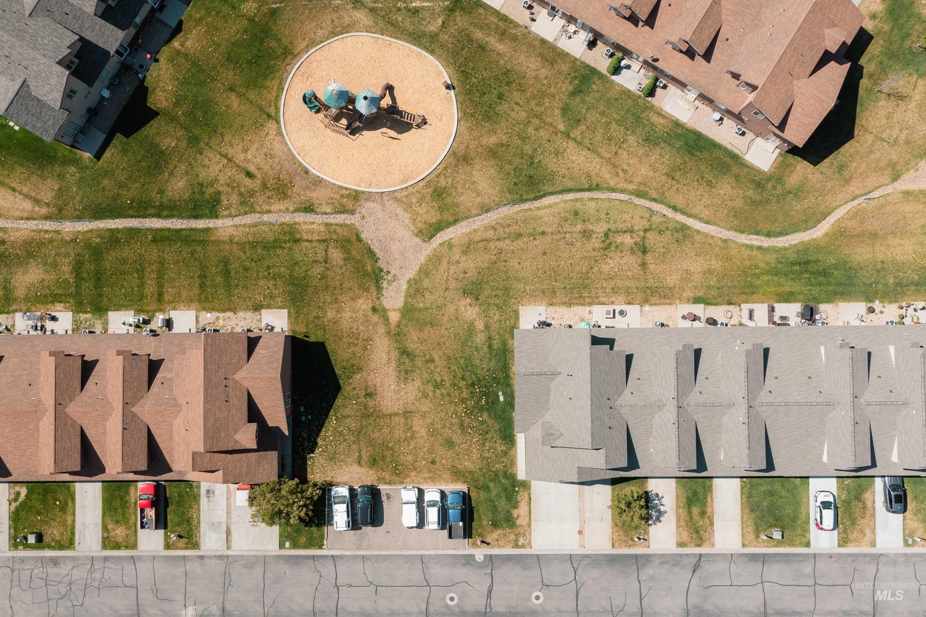 35 1 Mangum Cir, Donnelly, Idaho 83615, 3 Bedrooms, 2 Bathrooms, Residential For Sale, Price $370,000, 98950095