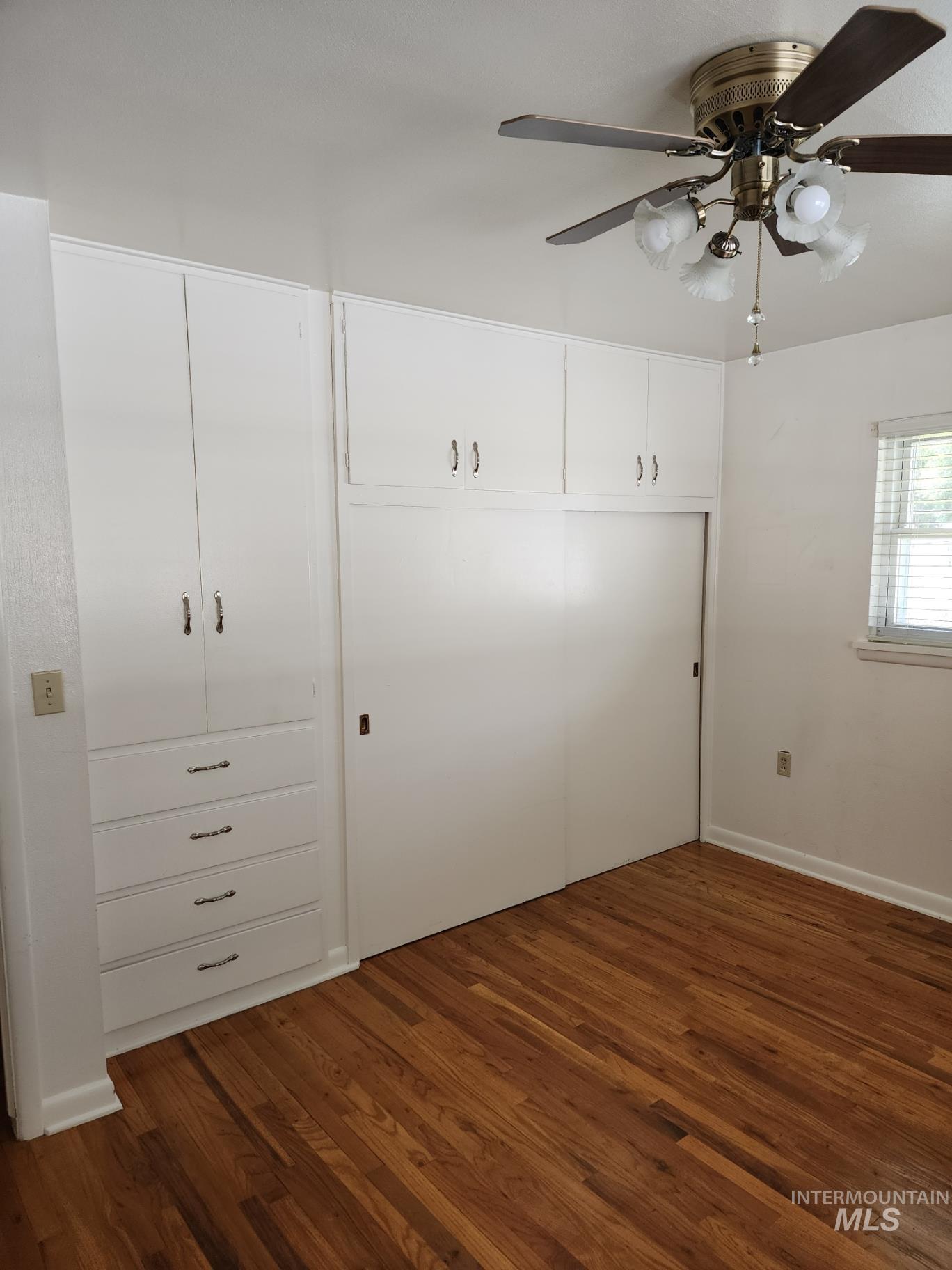 855 N 9th East, Mountain Home, Idaho 83647, 4 Bedrooms, 3 Bathrooms, Residential For Sale, Price $370,000, 98950101