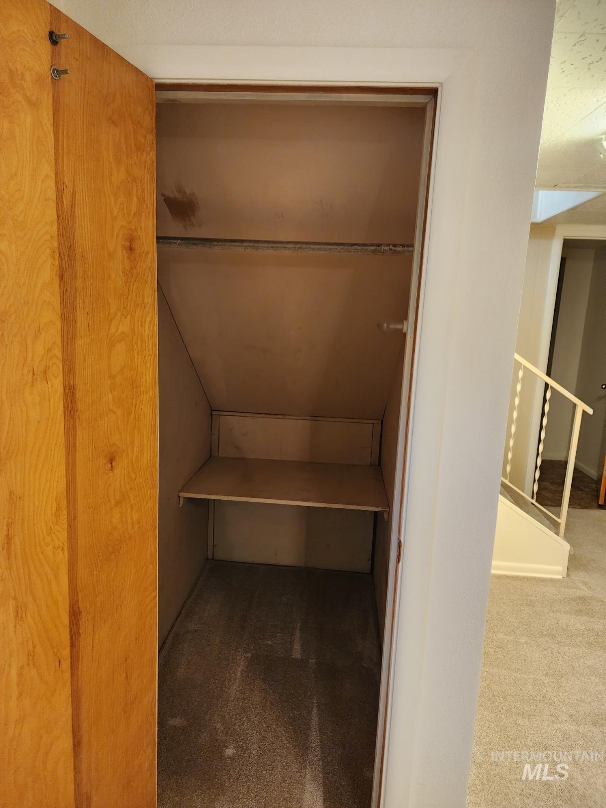 855 N 9th East, Mountain Home, Idaho 83647, 4 Bedrooms, 3 Bathrooms, Residential For Sale, Price $370,000, 98950101