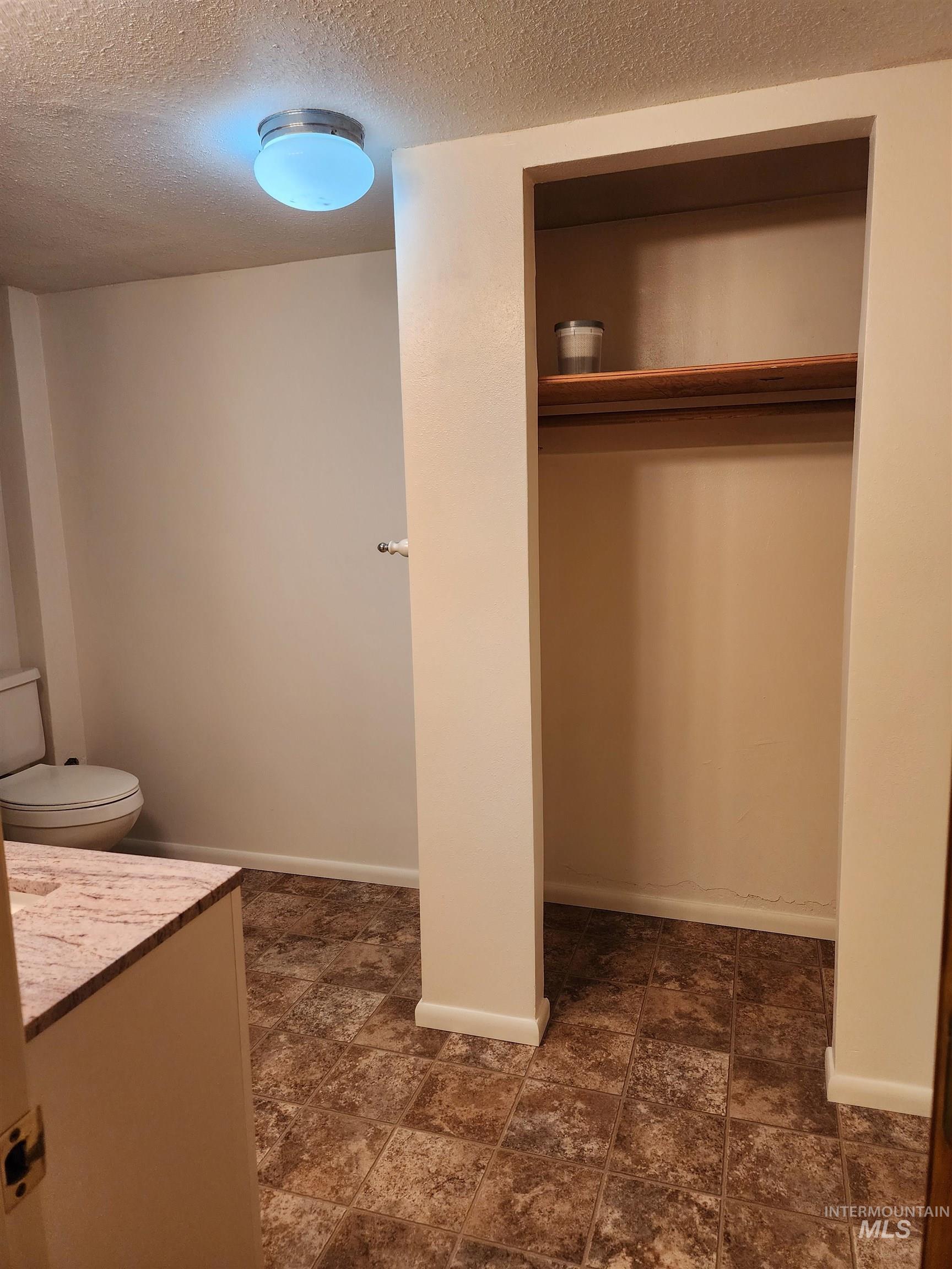 855 N 9th East, Mountain Home, Idaho 83647, 4 Bedrooms, 3 Bathrooms, Residential For Sale, Price $370,000, 98950101