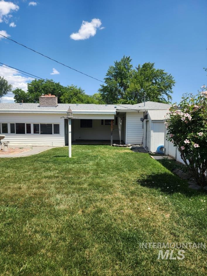 855 N 9th East, Mountain Home, Idaho 83647, 4 Bedrooms, 3 Bathrooms, Residential For Sale, Price $370,000, 98950101