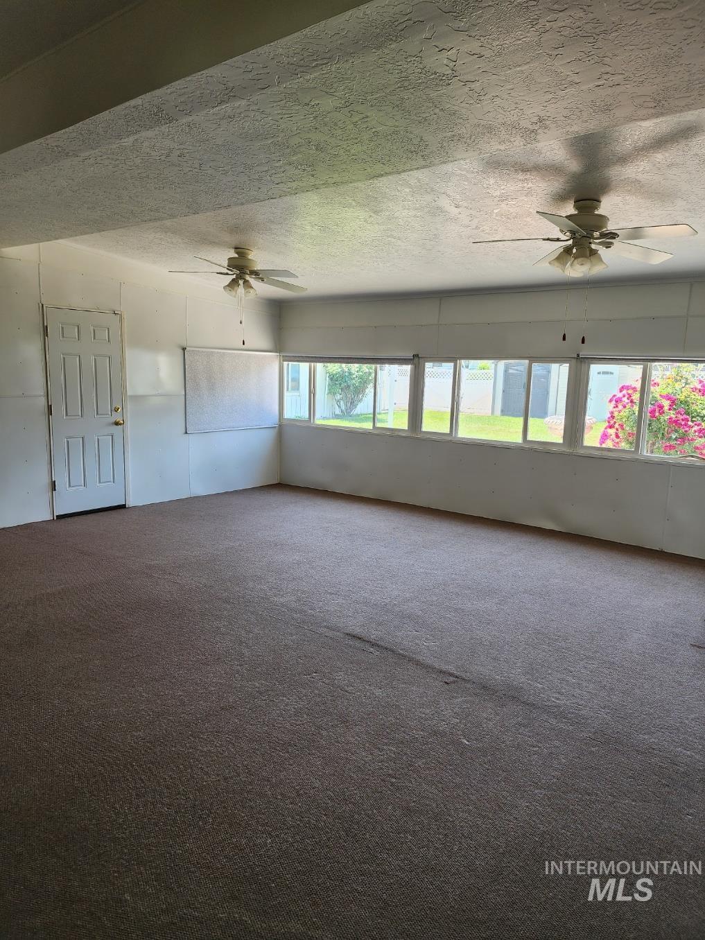 855 N 9th East, Mountain Home, Idaho 83647, 4 Bedrooms, 3 Bathrooms, Residential For Sale, Price $370,000, 98950101