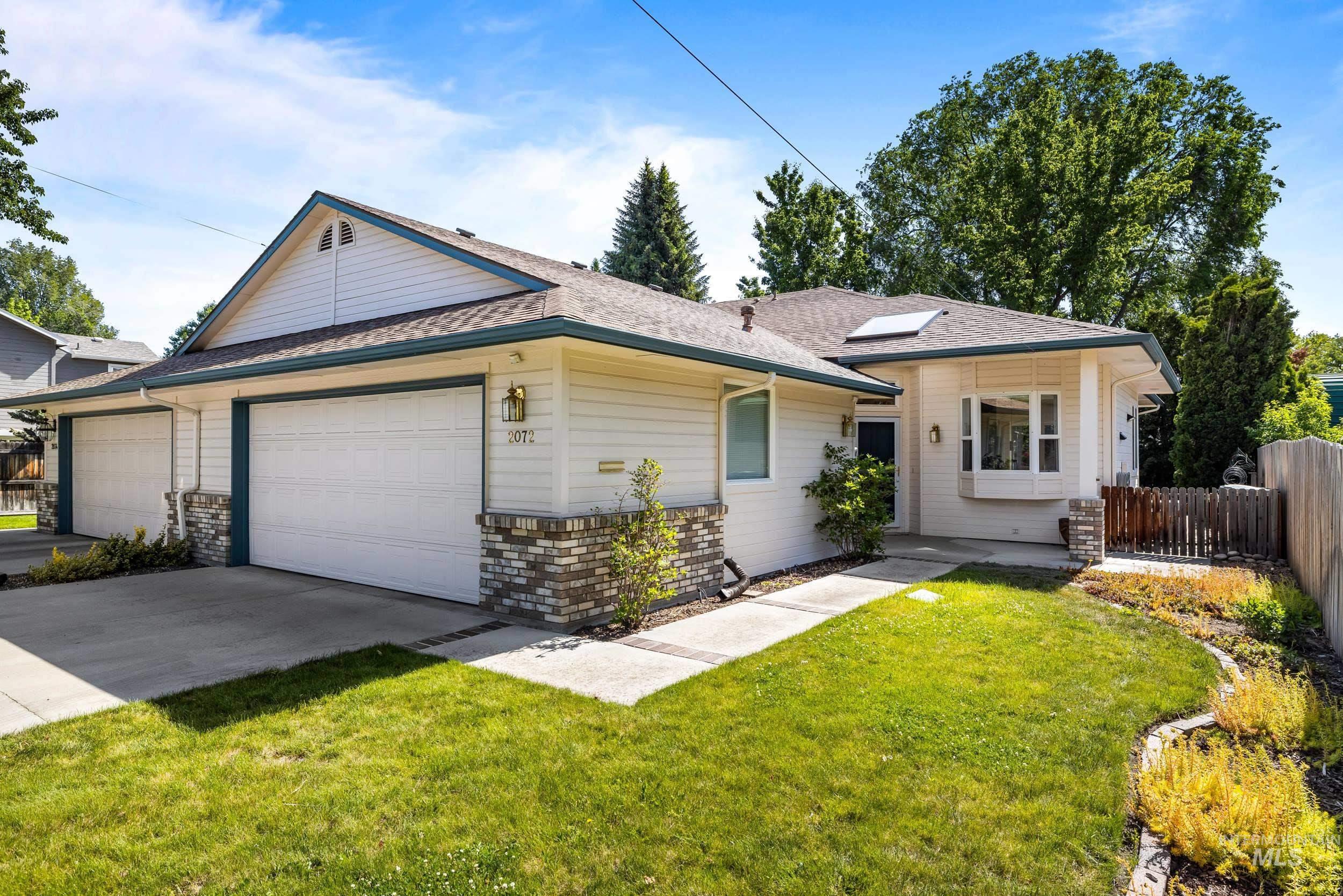 2072 N 28th St, Boise, Idaho 83702, 2 Bedrooms, 2 Bathrooms, Residential For Sale, Price $449,900, 98950126