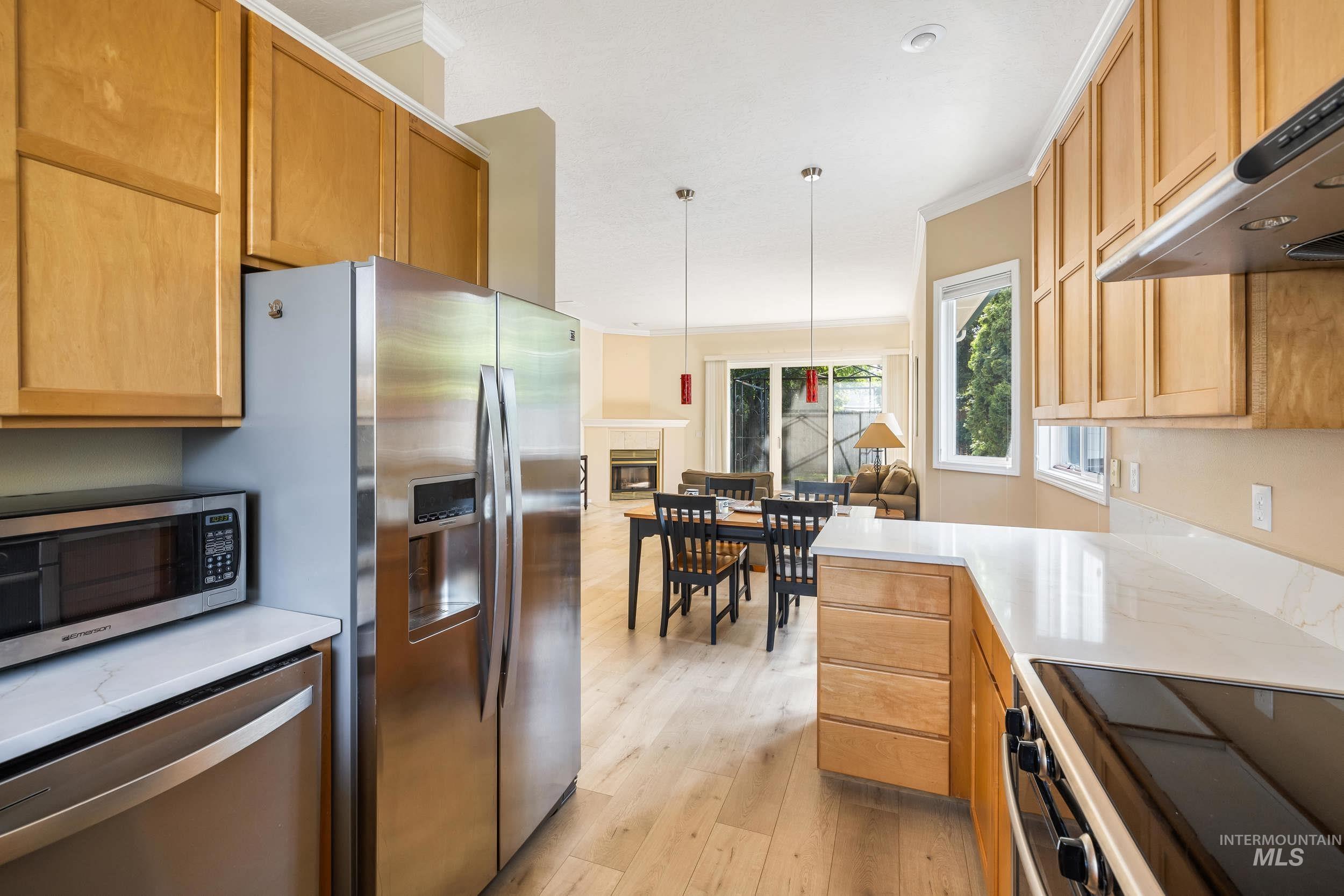 2072 N 28th St, Boise, Idaho 83702, 2 Bedrooms, 2 Bathrooms, Residential For Sale, Price $439,900, 98950126