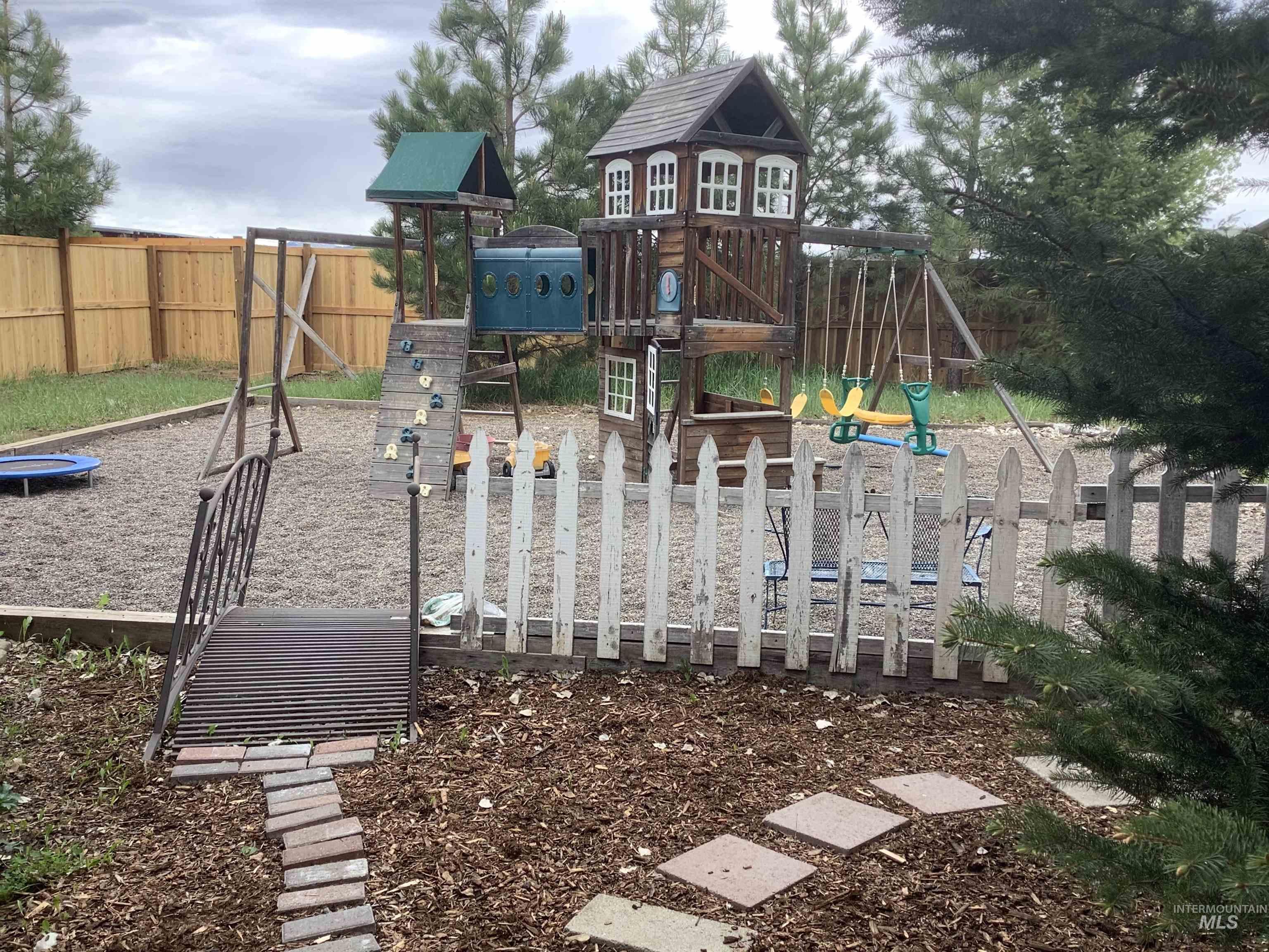 76 Rogers Lane, McCall, Idaho 83638, 4 Bedrooms, 4 Bathrooms, Residential For Sale, Price $1,299,000, 98950135