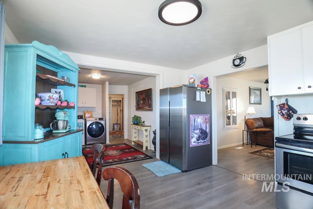 4977 Hwy 201, Ontario, Oregon 97914-0000, 3 Bedrooms, 1 Bathroom, Residential For Sale, Price $327,000, 98950144