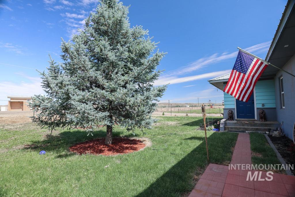 4977 Hwy 201, Ontario, Oregon 97914-0000, 3 Bedrooms, 1 Bathroom, Residential For Sale, Price $327,000, 98950144